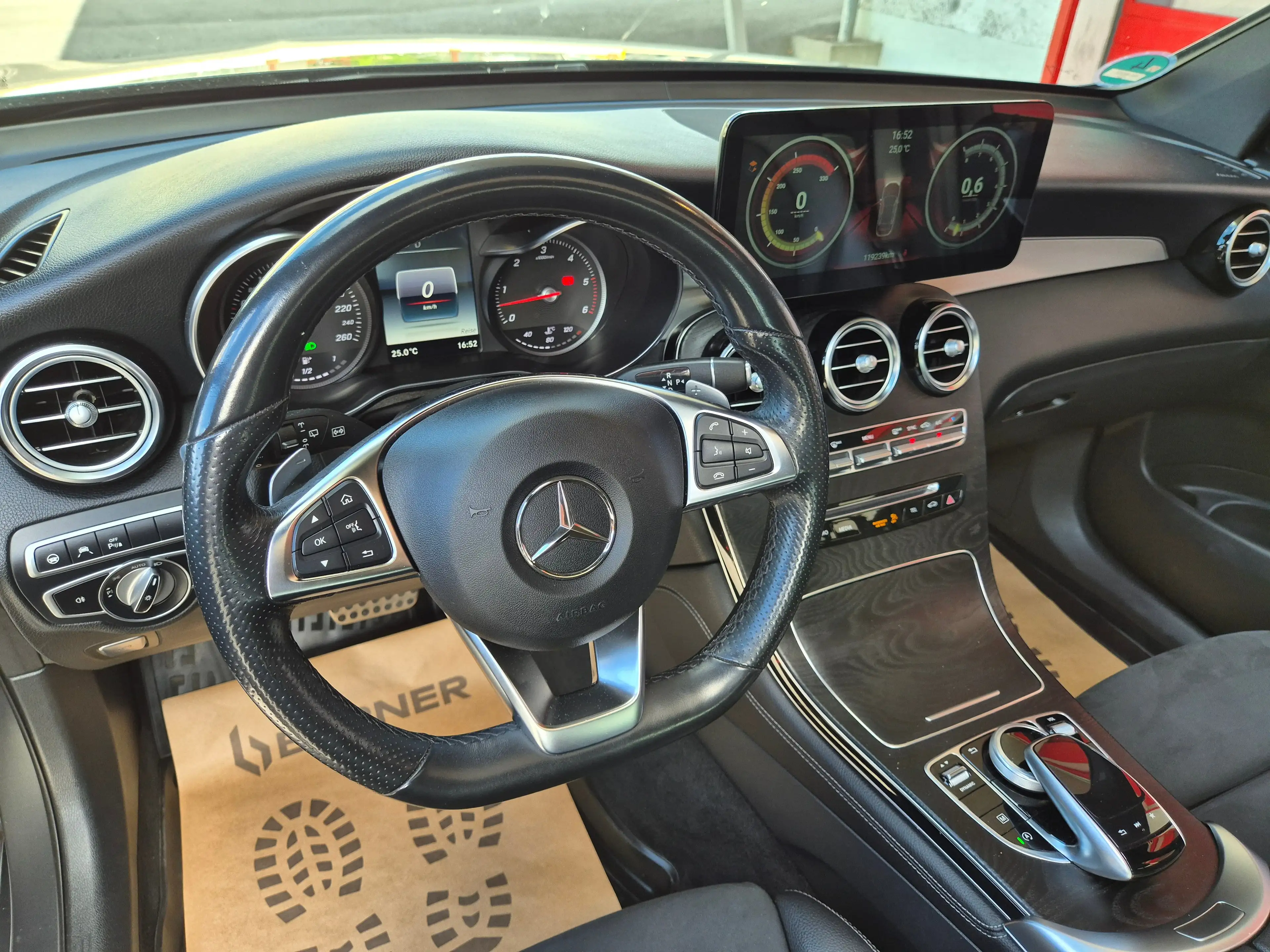 Mercedes-Benz GLC 350 *** PANO *** ANDROID *** GLC 350 d 4Matic — photo 12