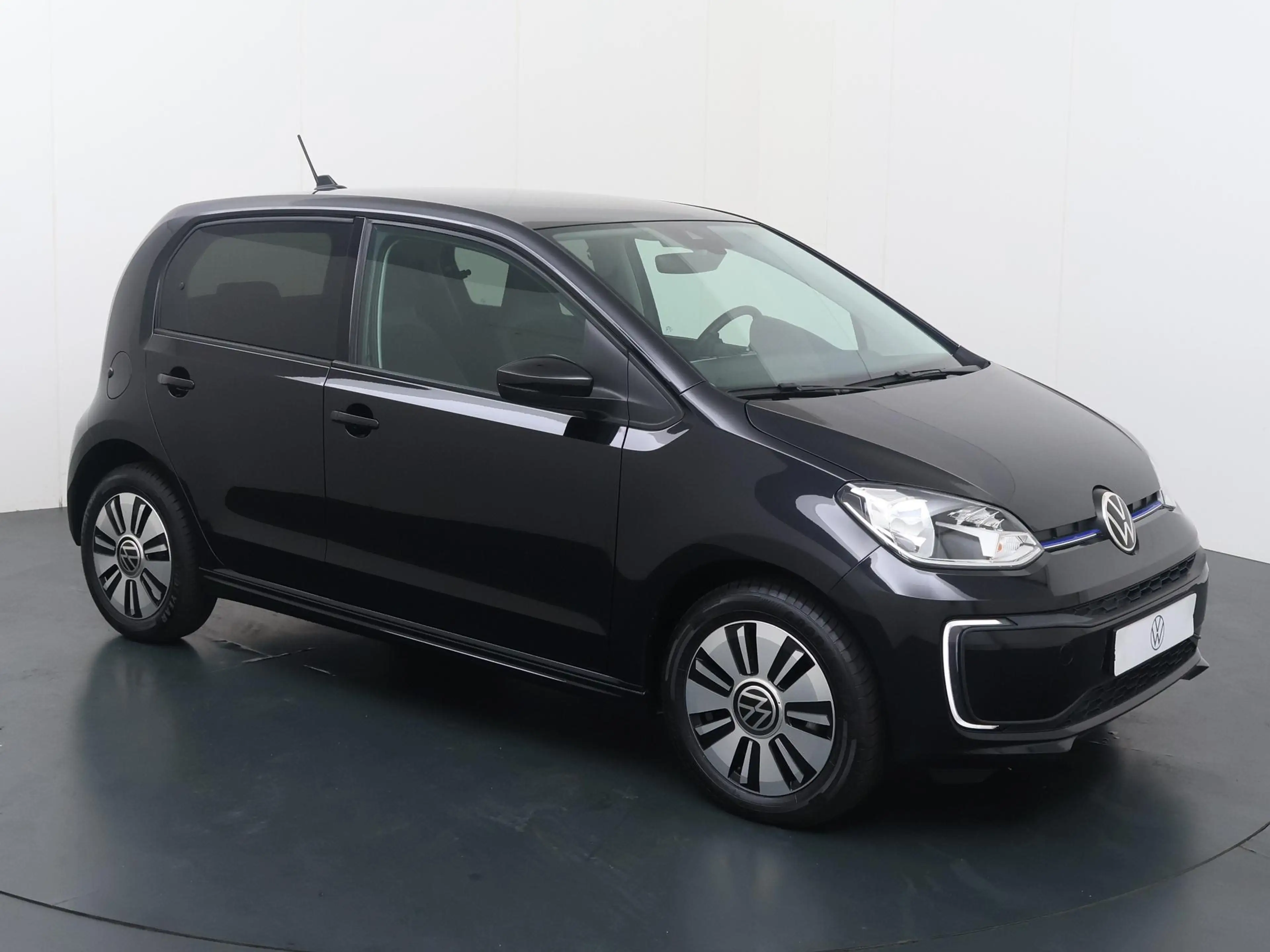 Volkswagen e-up! Edition | 83 PK | SoH 93% | Cruise control | Clima — photo 3