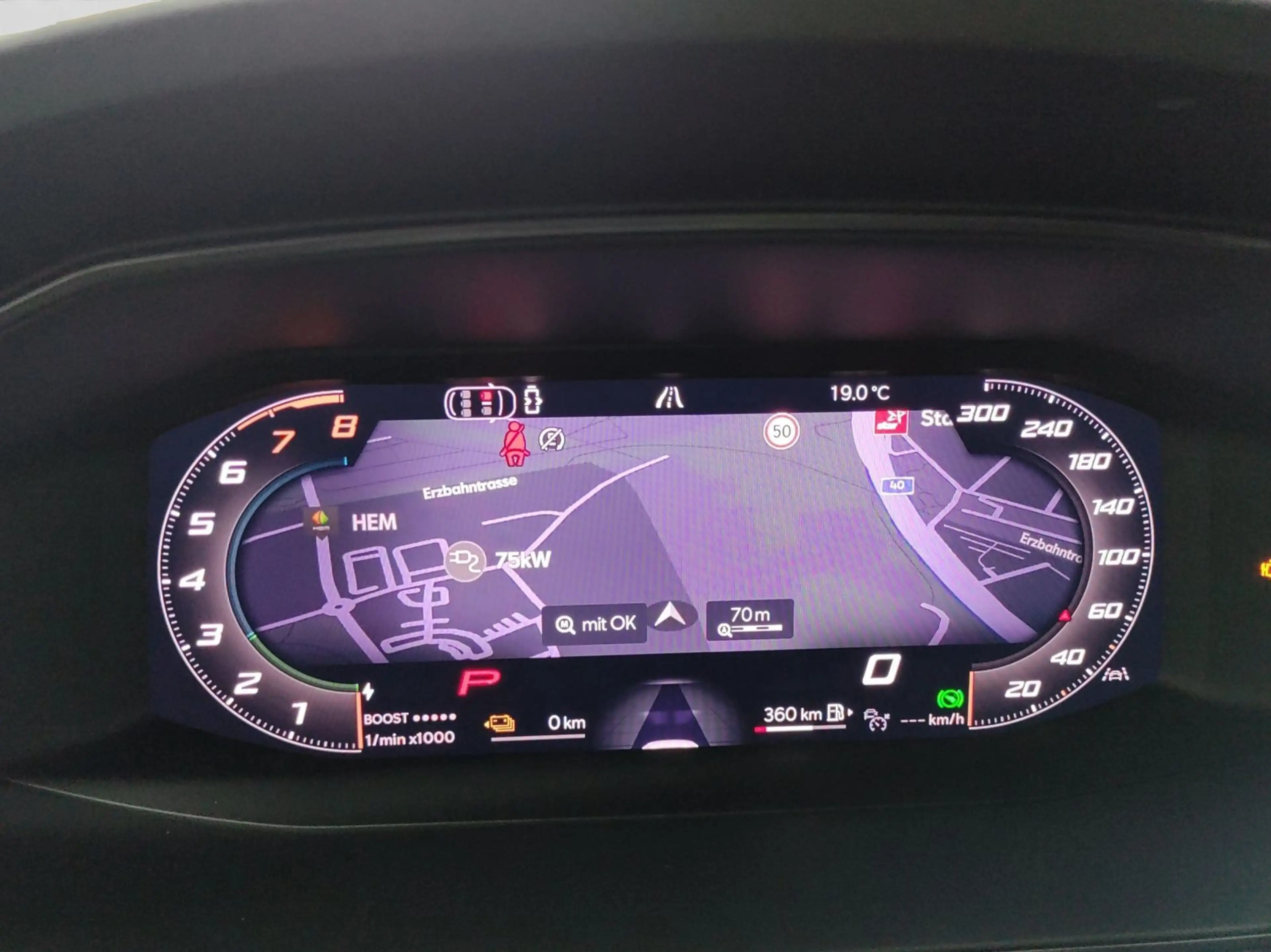 CUPRA Formentor 1.5 e-Hybrid TSI DSG VZ SENNHEISER AHK — photo 11