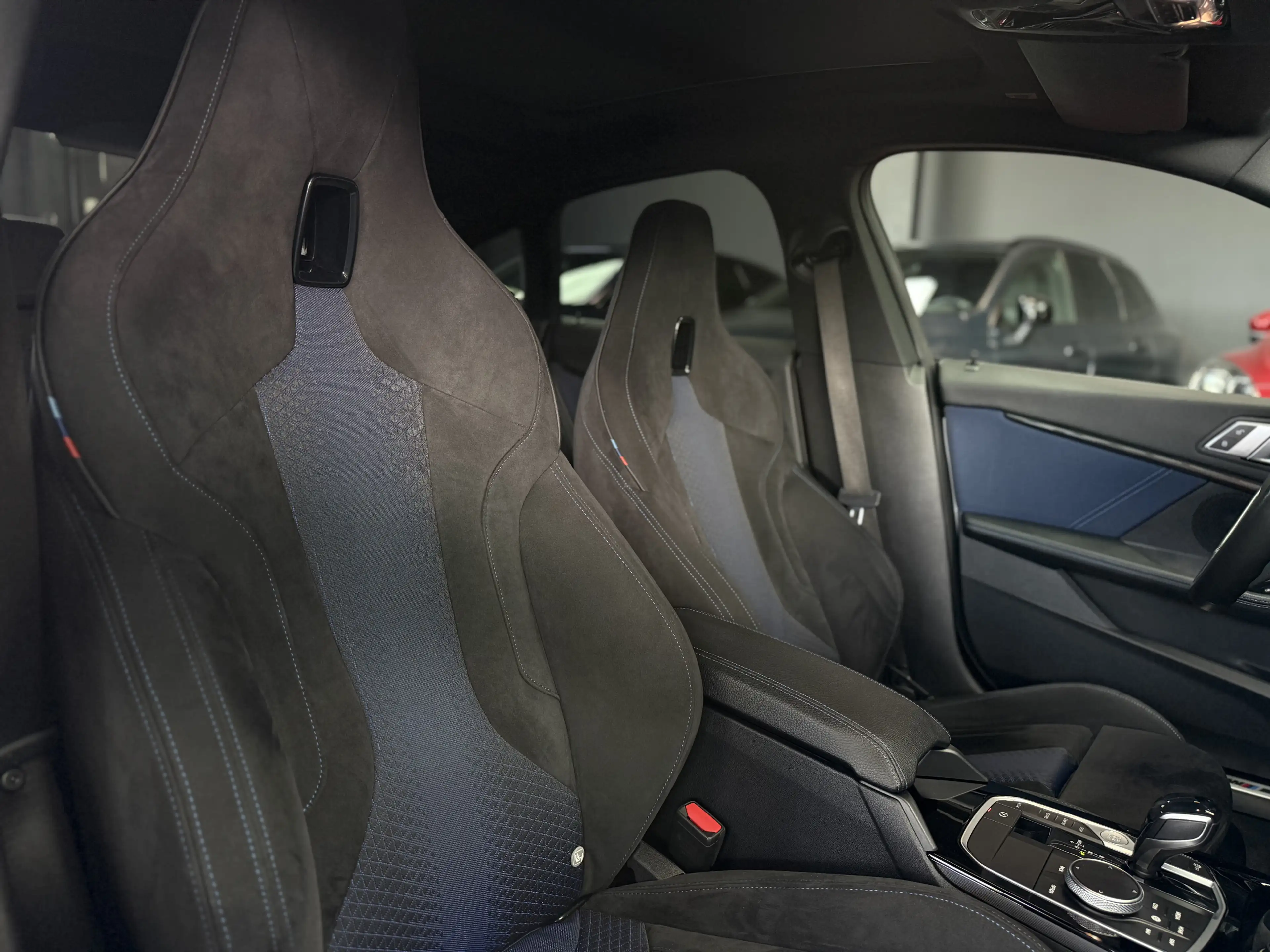 BMW 220 d M Sport Pro HUD PANO RFK Keyless — photo 11