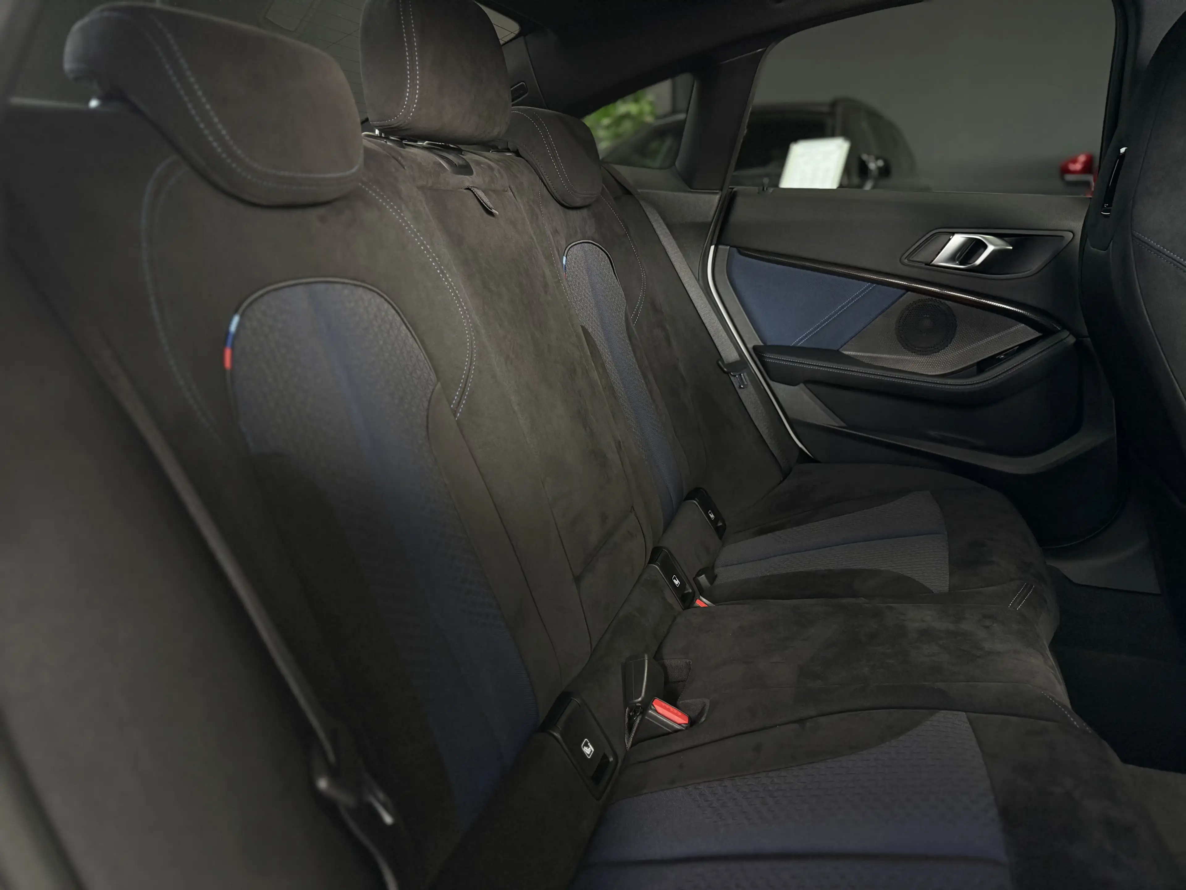 BMW 220 d M Sport Pro HUD PANO RFK Keyless — photo 14