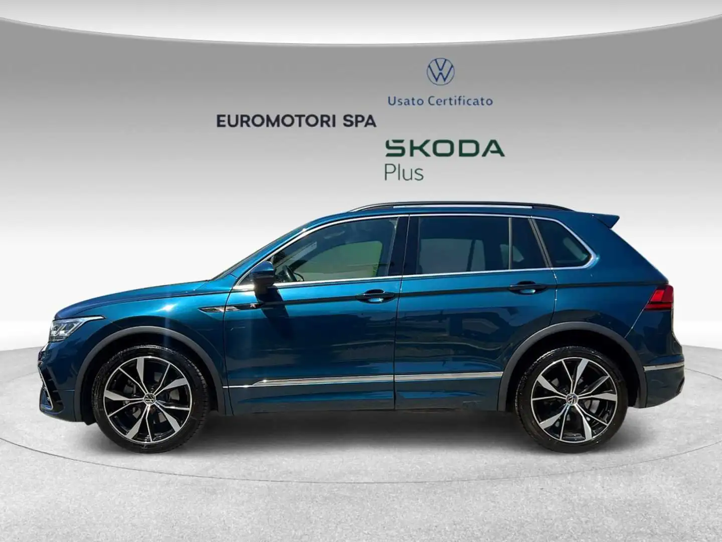 Volkswagen Tiguan 2ª serie 2.0 TDI 200 CV SCR DSG 4MOTION R-Line Blu/Azzurro - 2