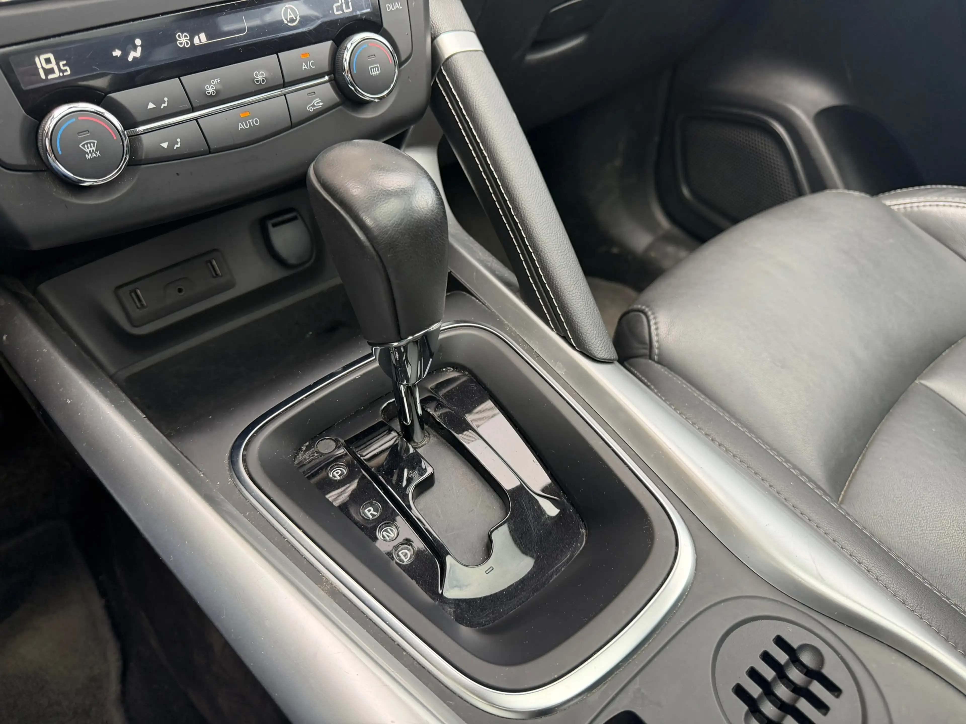 Renault Kadjar 1.5 dCi Bose Trekhaak, Panorama Dak & vol leer — photo 10