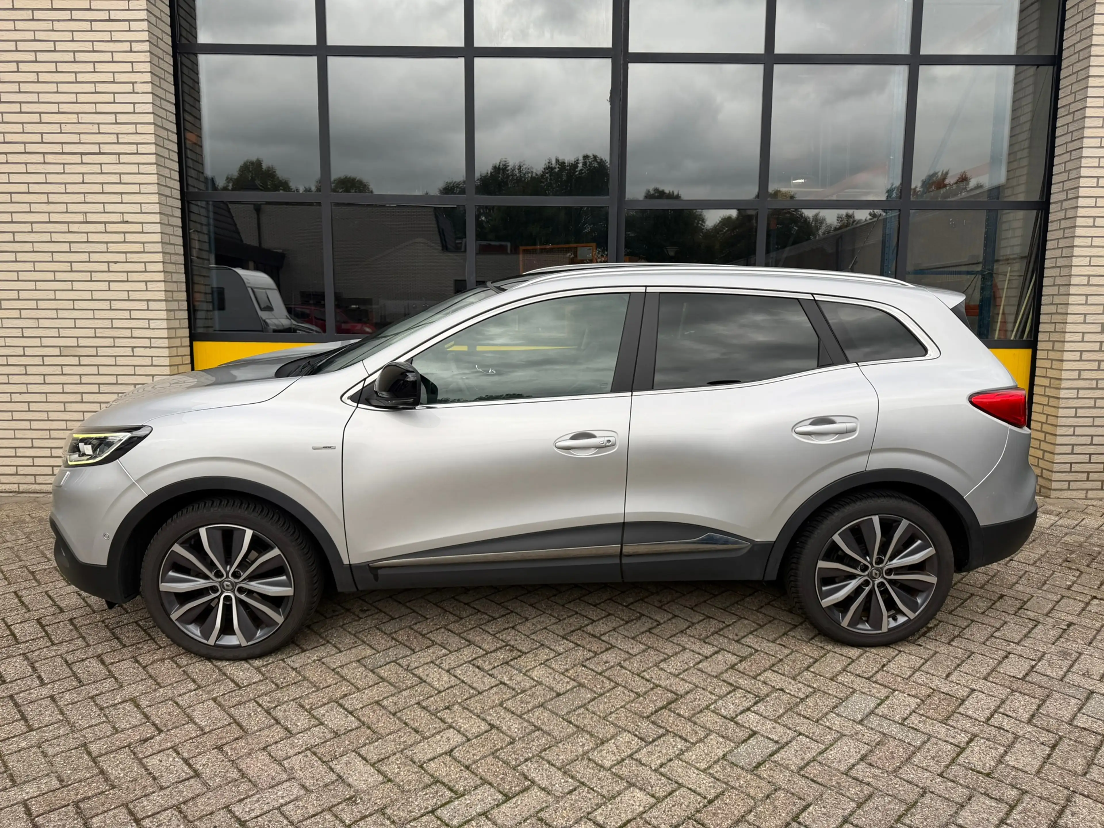 Renault Kadjar 1.5 dCi Bose Trekhaak, Panorama Dak & vol leer — photo 2