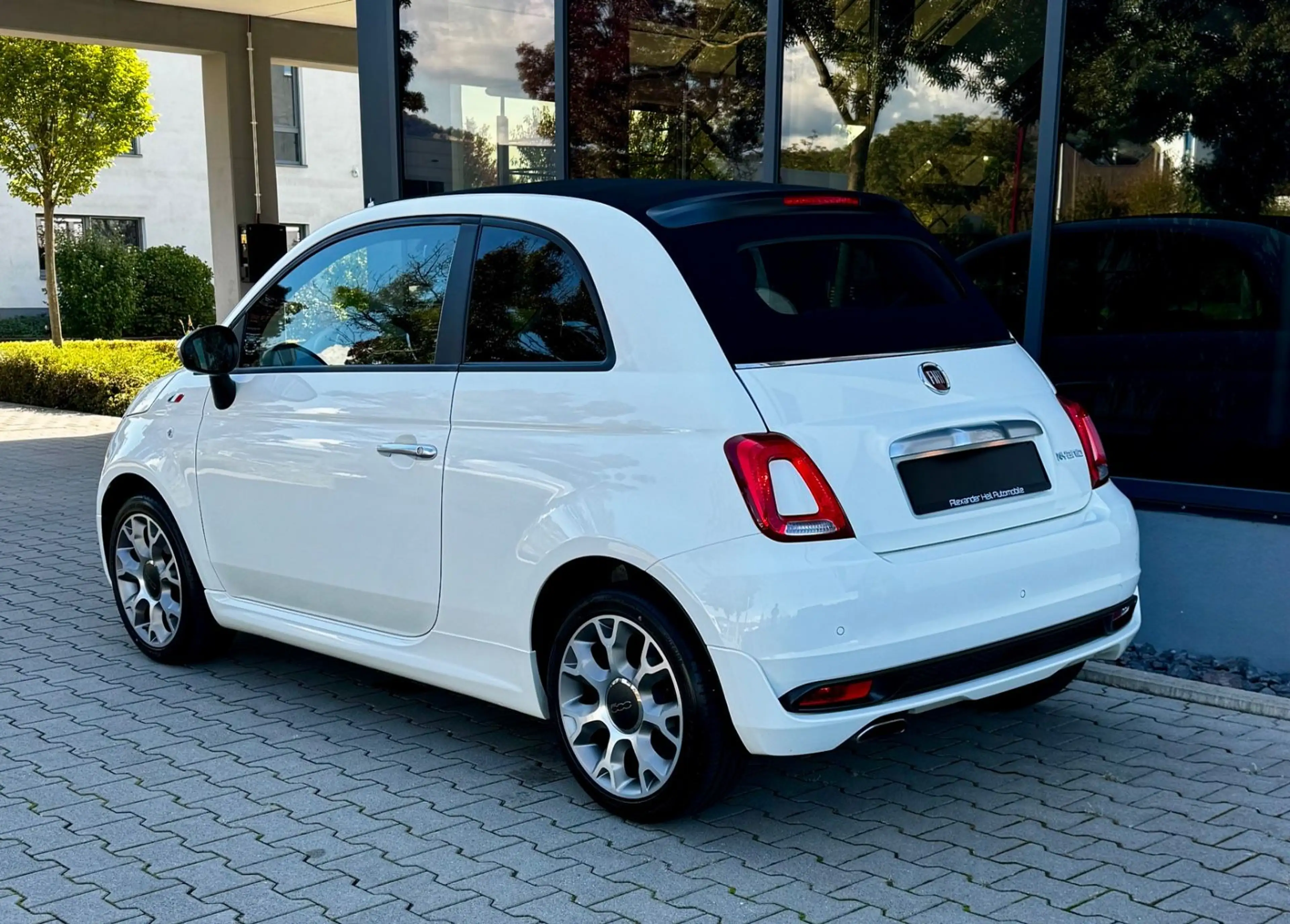 Fiat 500C *ROCKSTAR*36.000KM*XENON*APPLE*PDC*NAV*VOLL — photo 6