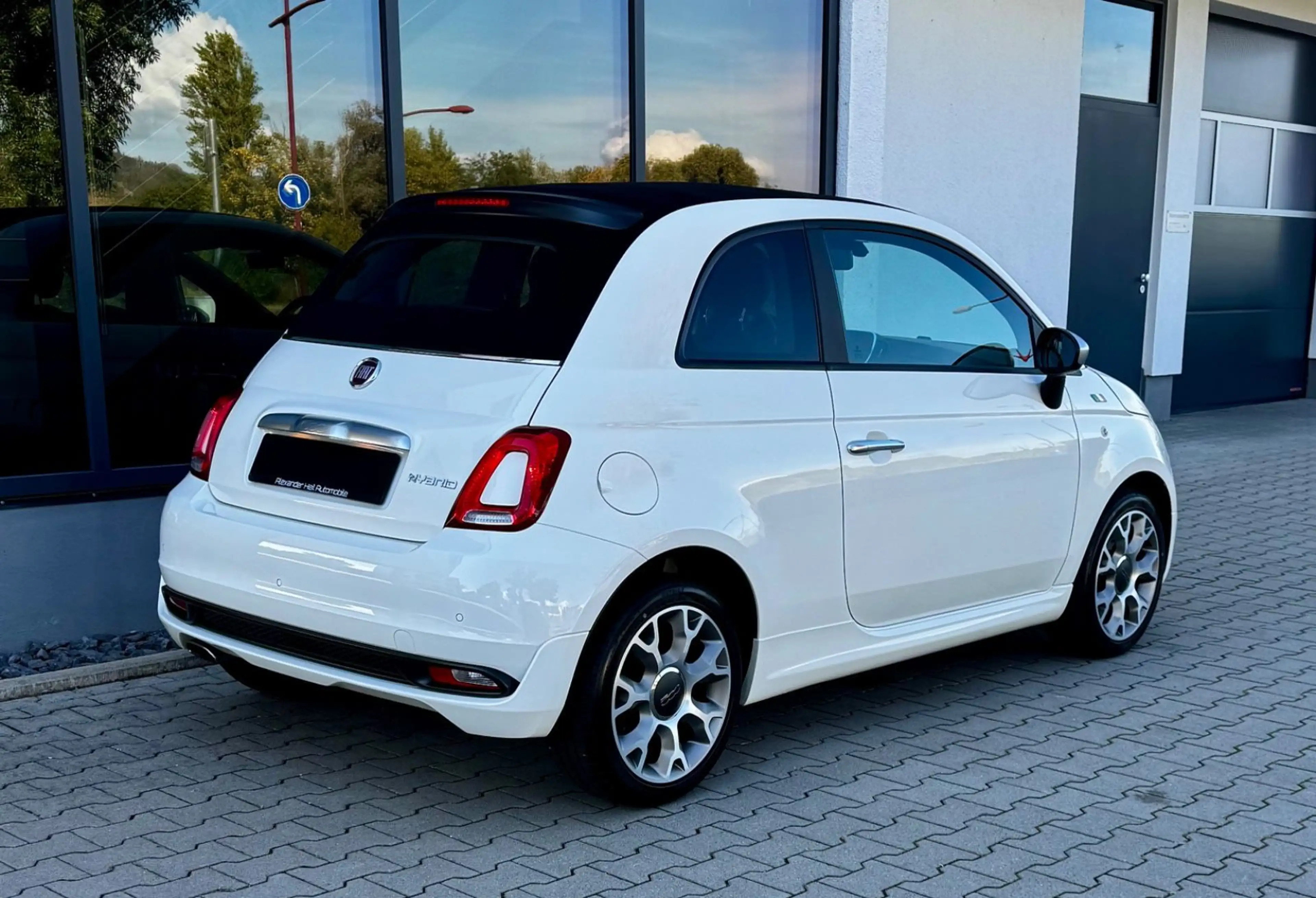 Fiat 500C *ROCKSTAR*36.000KM*XENON*APPLE*PDC*NAV*VOLL — photo 10