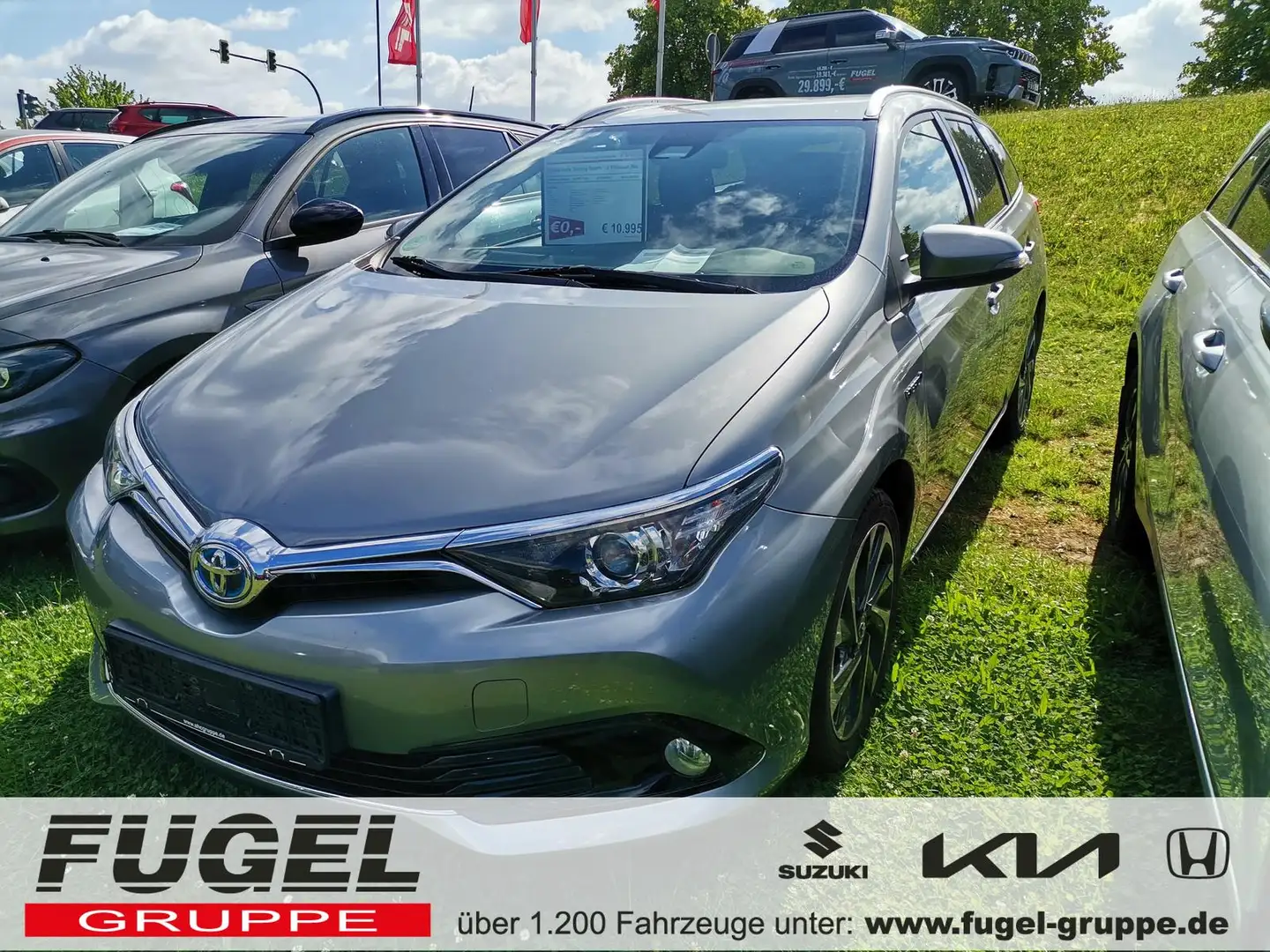 Toyota Auris 1.8 Klimaaut.|Navi|SHZ Grau - 1