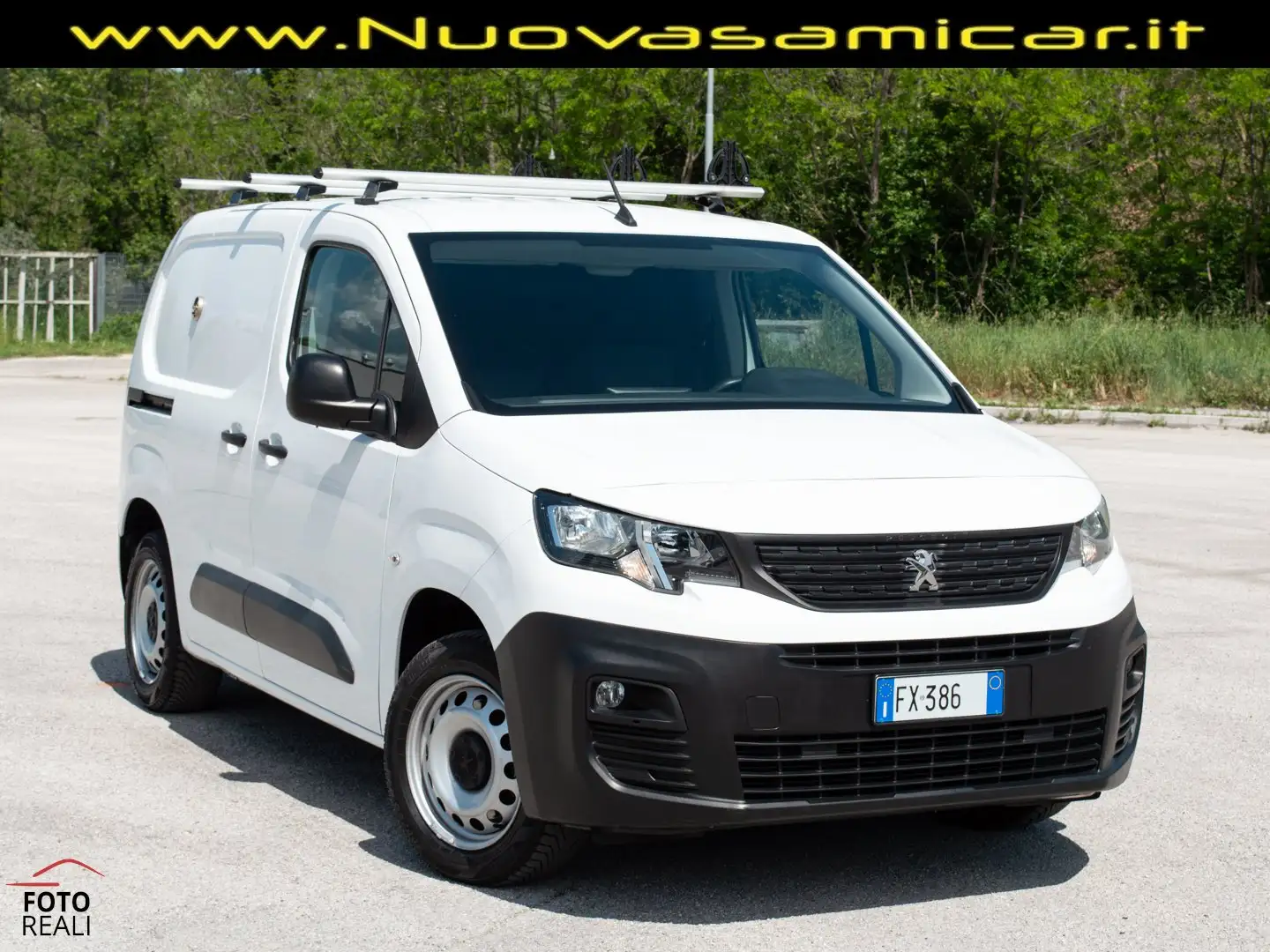 Peugeot Partner 1.5 BLUEHDI 130 CV 3 POSTI L1 PREMIUM Weiß - 1