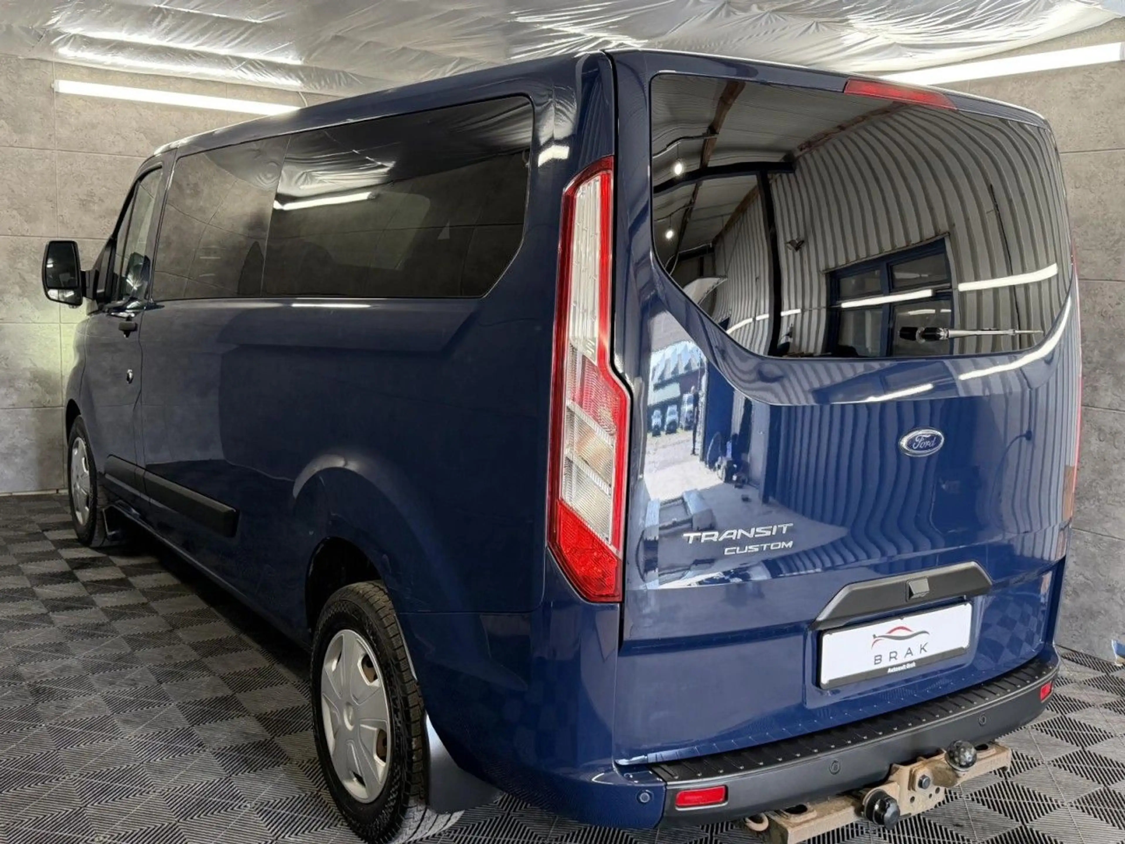 Ford Tourneo Custom Transit Custom Tourneo Custom Kombi 320 L2 AUTO* — photo 6