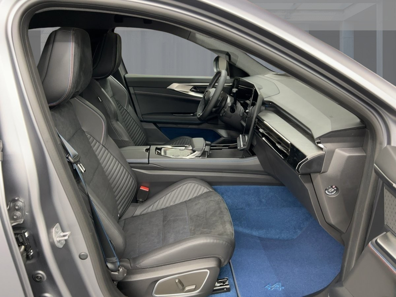 Renault Rafale Atelier Alpine Hybrid E-Tech 4x4 300 Plug-in — photo 8