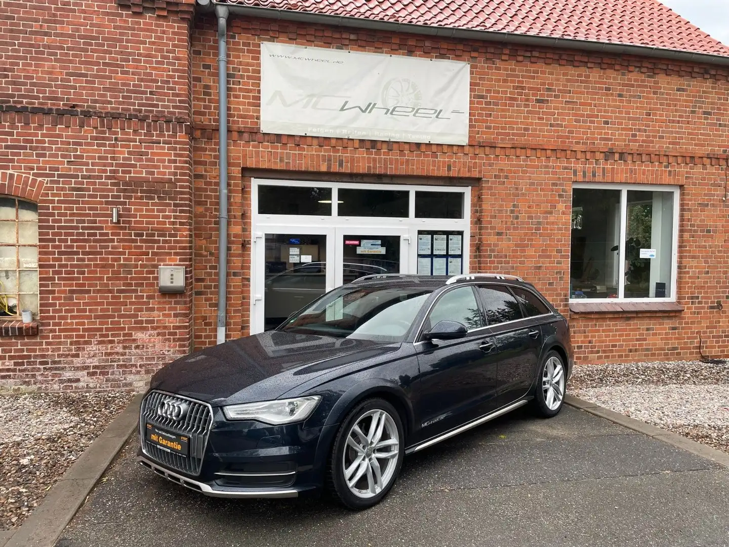 Audi A6 Allroad quattro 3.0 TDI Alcantara+20" GJR+AHK Blau - 1