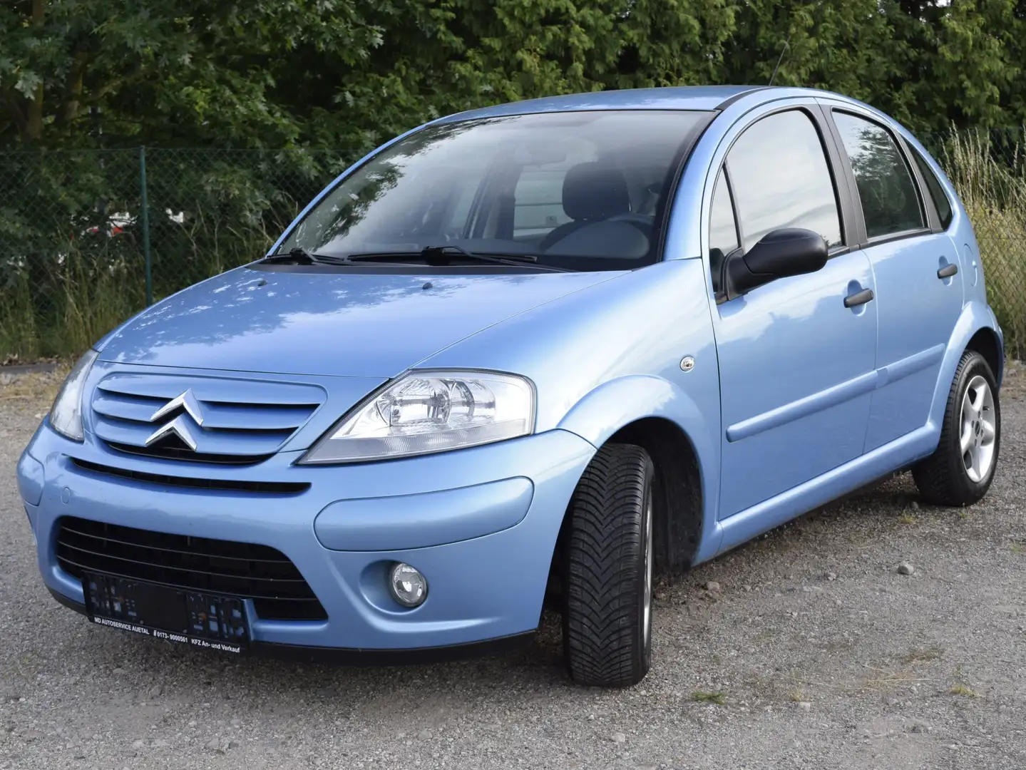 Citroen C3 1.4 Confort Azul - 1