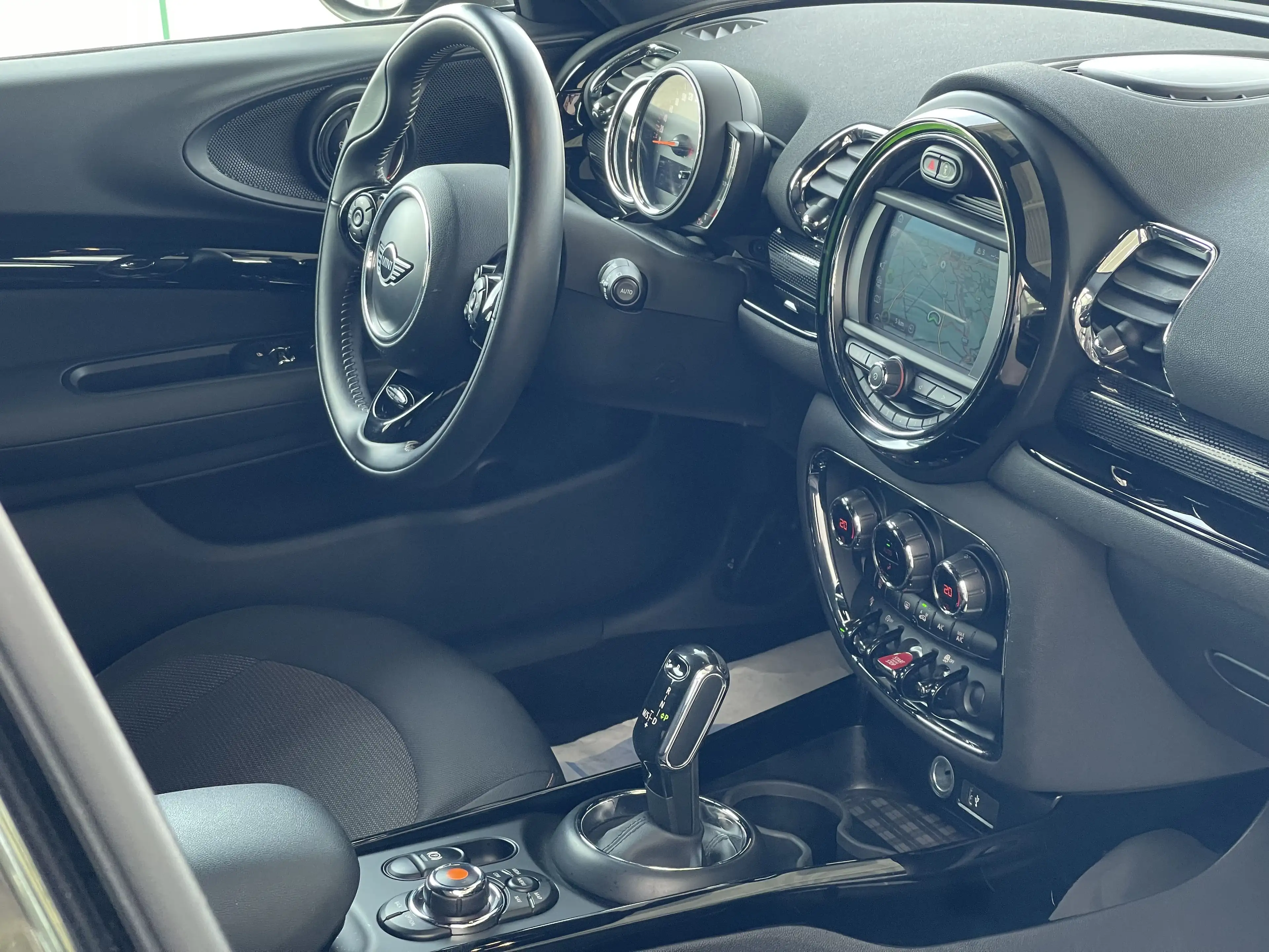MINI Cooper Clubman 1.5iA *** GARANTIE + LED + GPS PRO *** — photo 13