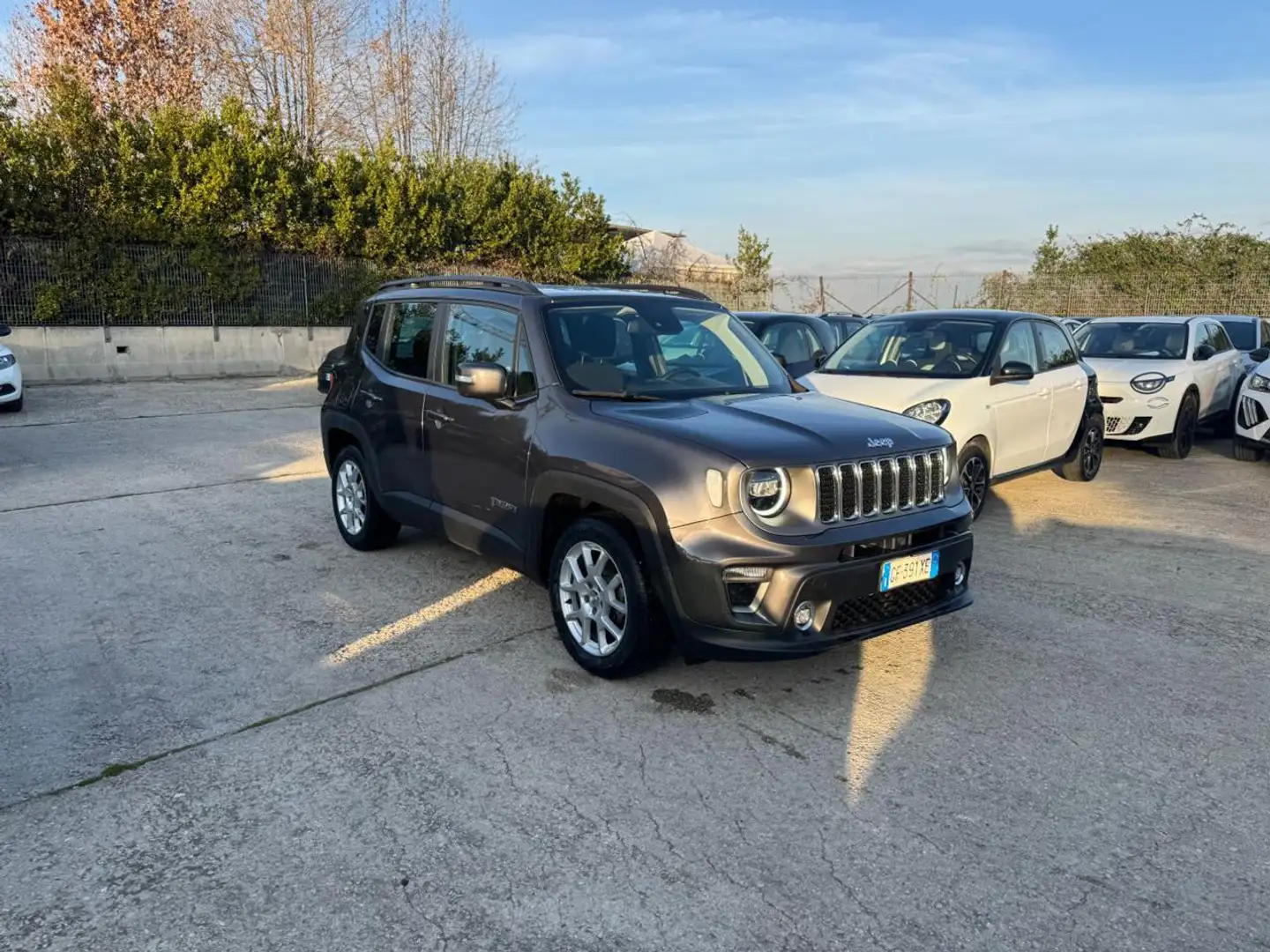Jeep Renegade 1.0cc 120cv T3 LIMITED 2WD NAVIGATORE Grigio - 1