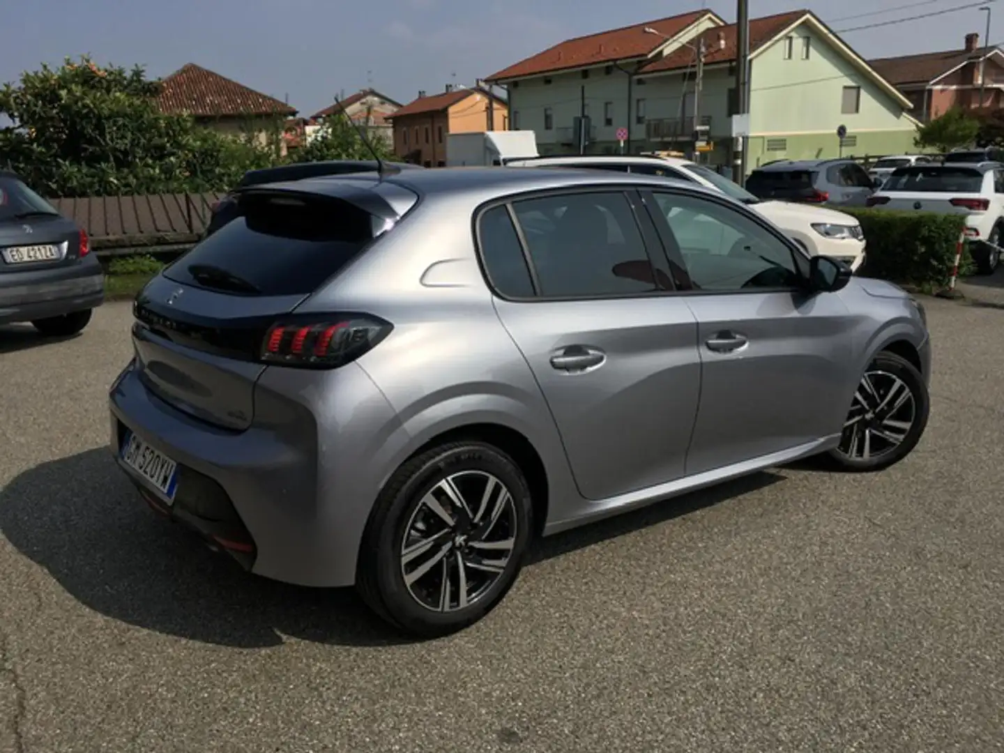 Peugeot 208 PureTech 100 Stop&Start 5 porte Allure Pack Argento - 2