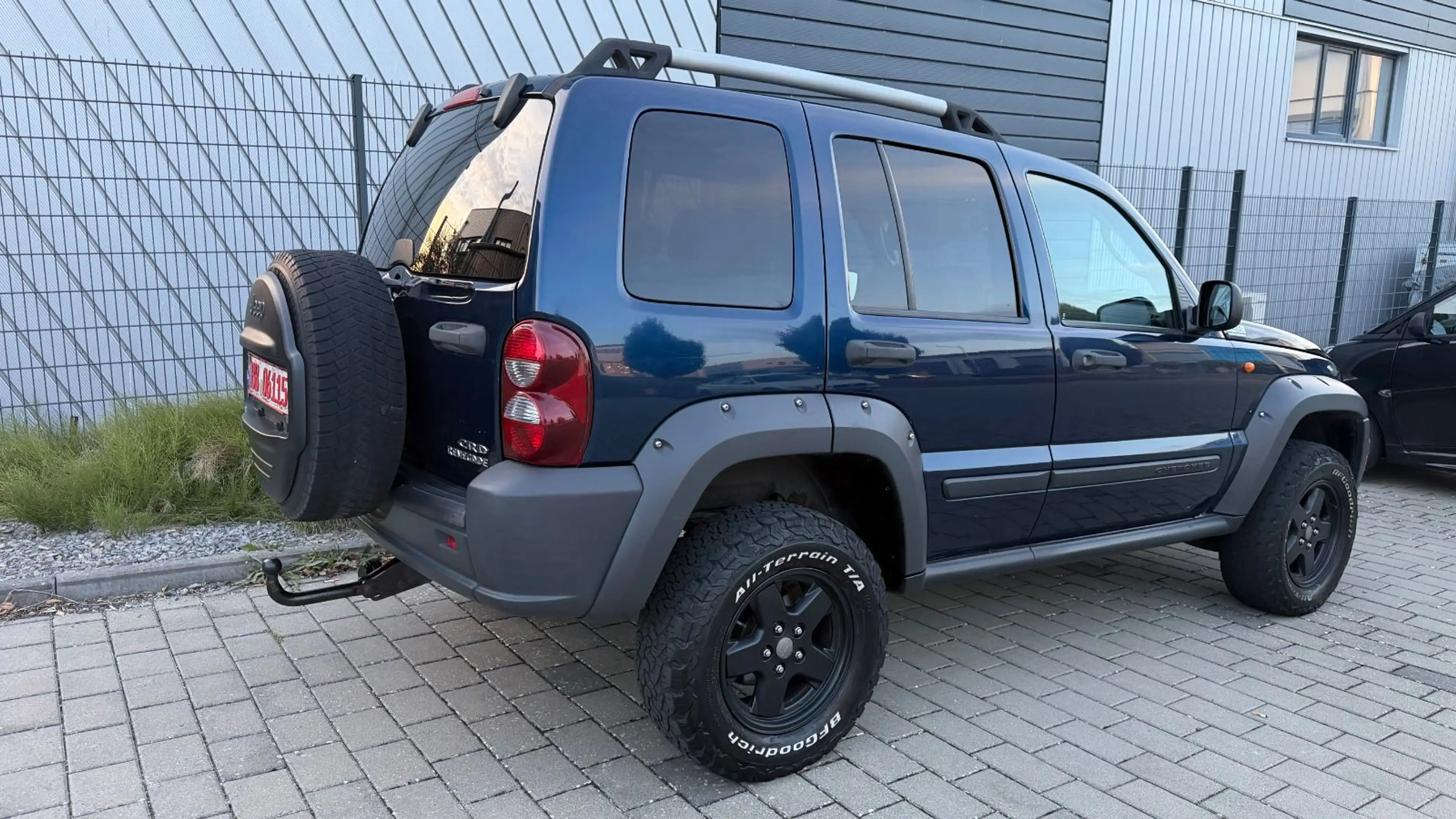 Jeep Cherokee 2.8 CRD Limited 4X4 AUTOMATIK TÜV,LEDER — photo 4