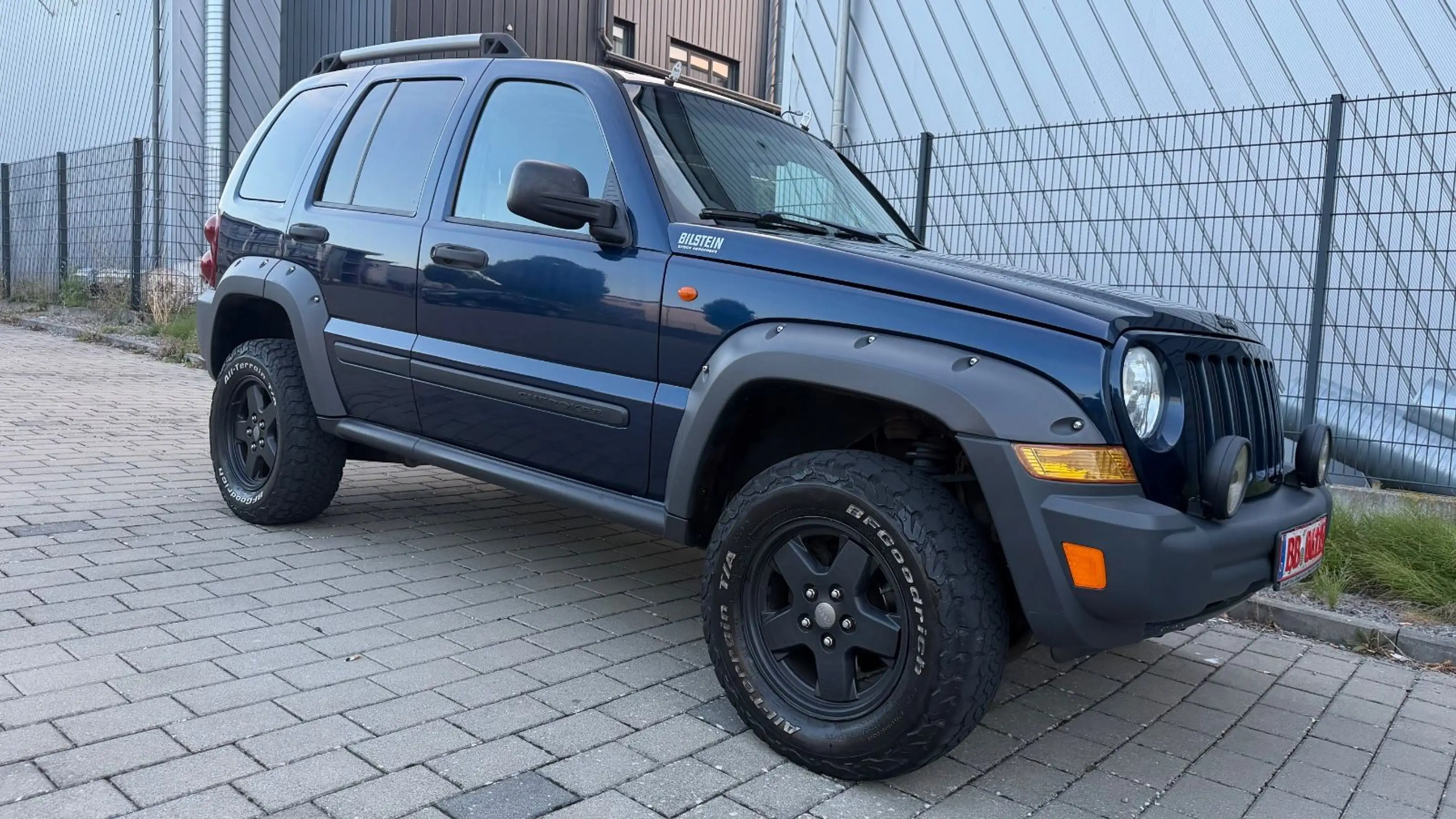 Jeep Cherokee 2.8 CRD Limited 4X4 AUTOMATIK TÜV,LEDER — photo 2