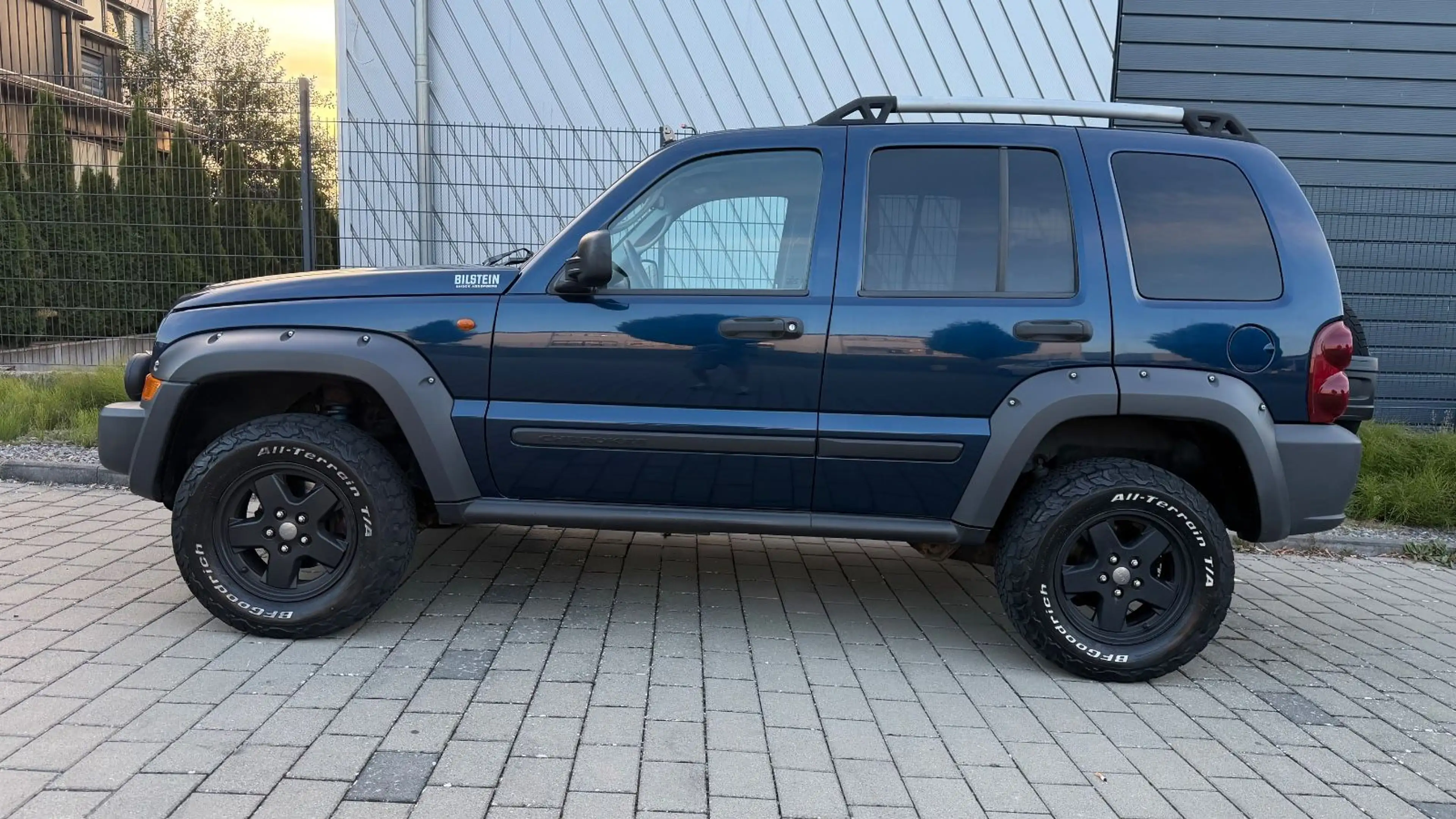 Jeep Cherokee 2.8 CRD Limited 4X4 AUTOMATIK TÜV,LEDER — photo 5