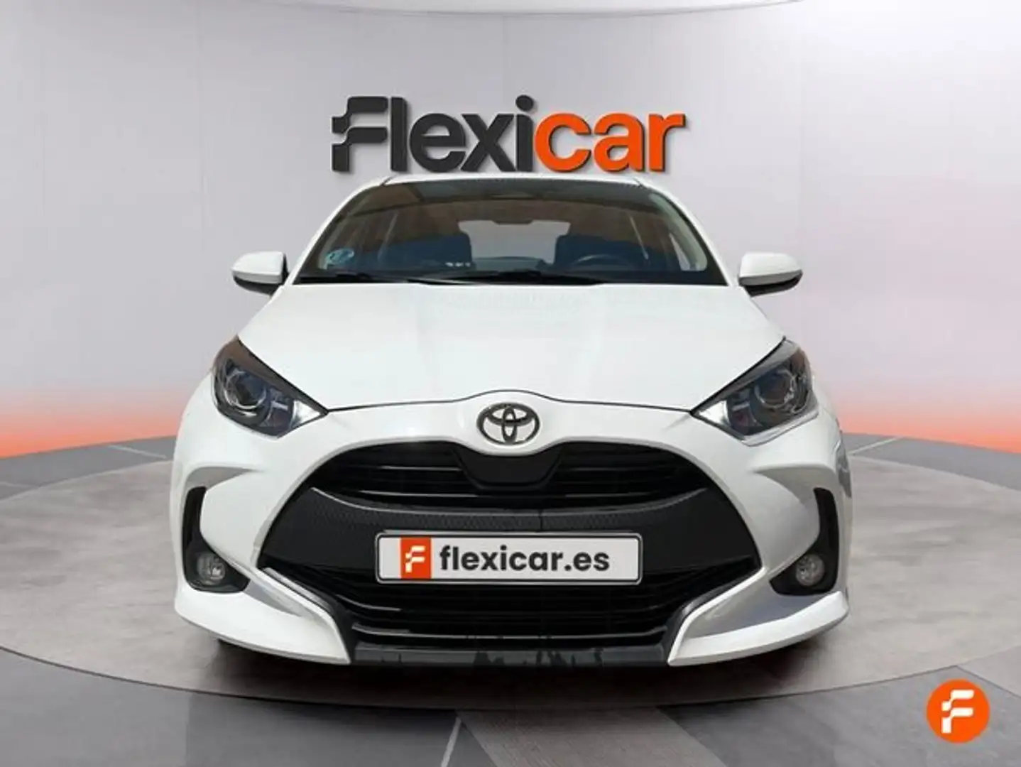 Toyota Yaris 120H 1.5 Active Plus Blanco - 2