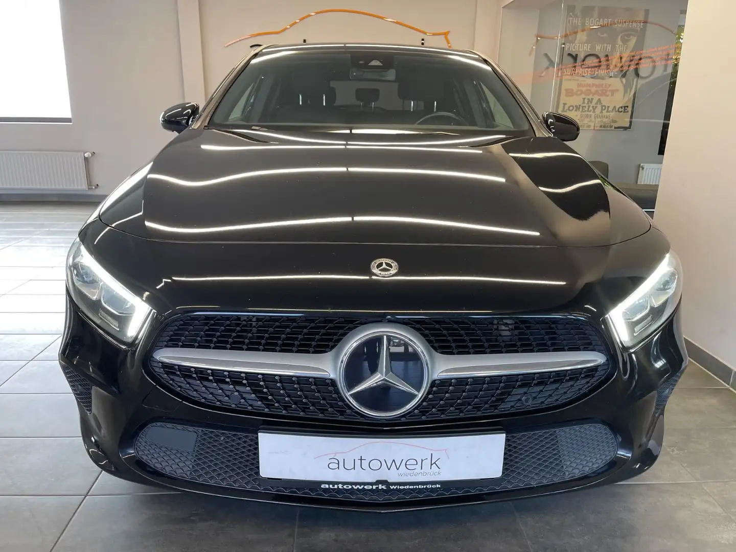 Mercedes-Benz A 180 d Progressive*7GDCT/LED/DAB/Leder/NaviPrem Schwarz - 2