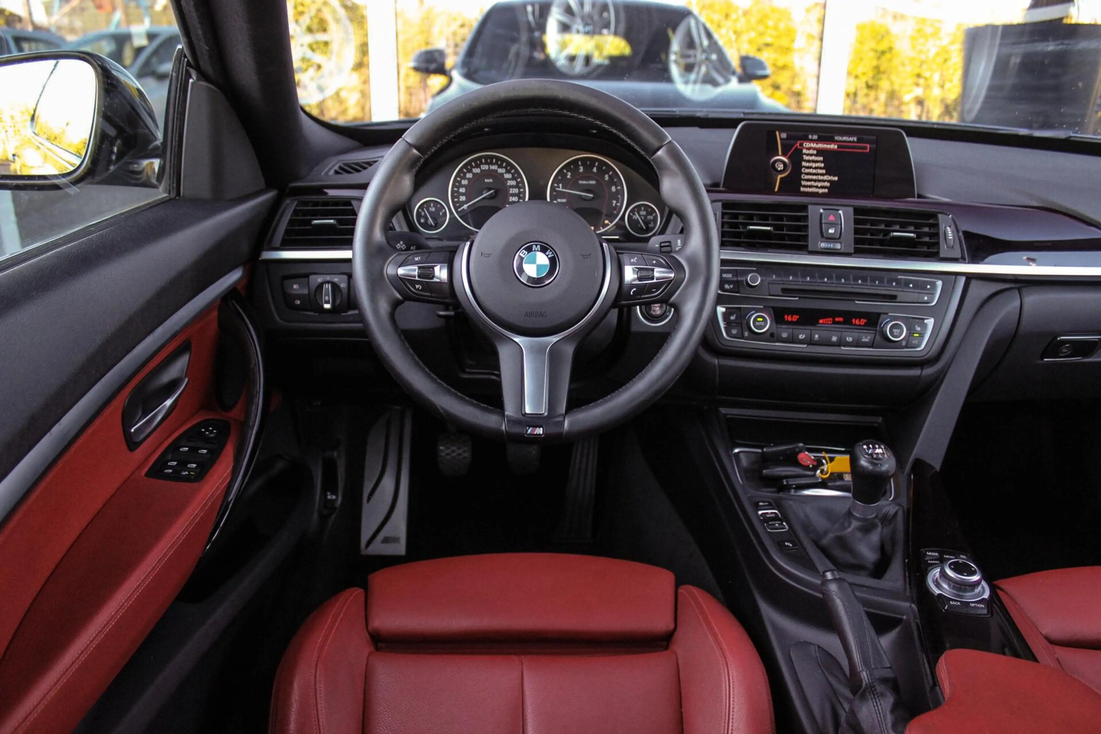 BMW 328 3-serie Gran Turismo 328i M Sport Edition High Exe — photo 11