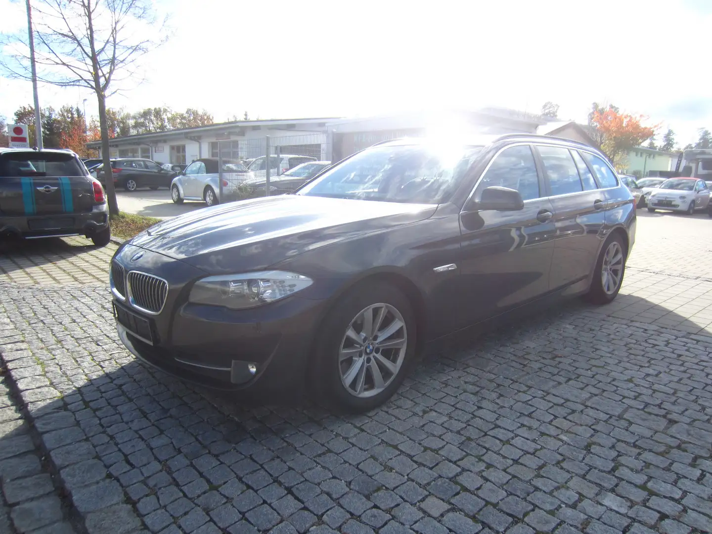 BMW 525 525d---Tüv bis 10.2024---Guter Zustand--- Grau - 1