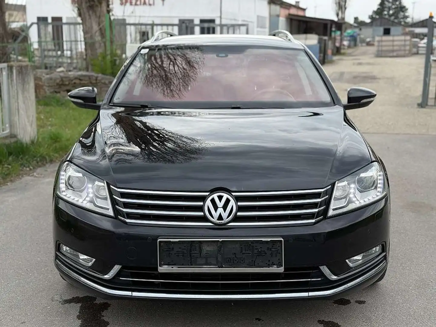 Volkswagen Passat Variant Sky BMT 2,0 TDI DPF***Neues Zahnriemen***Perfek... Schwarz - 2