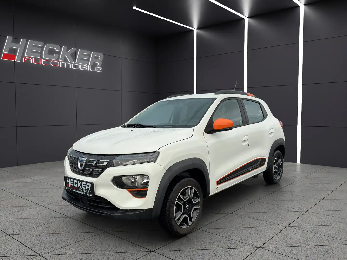 Dacia Spring Electric 45 Comfort Plus Weiß - 1