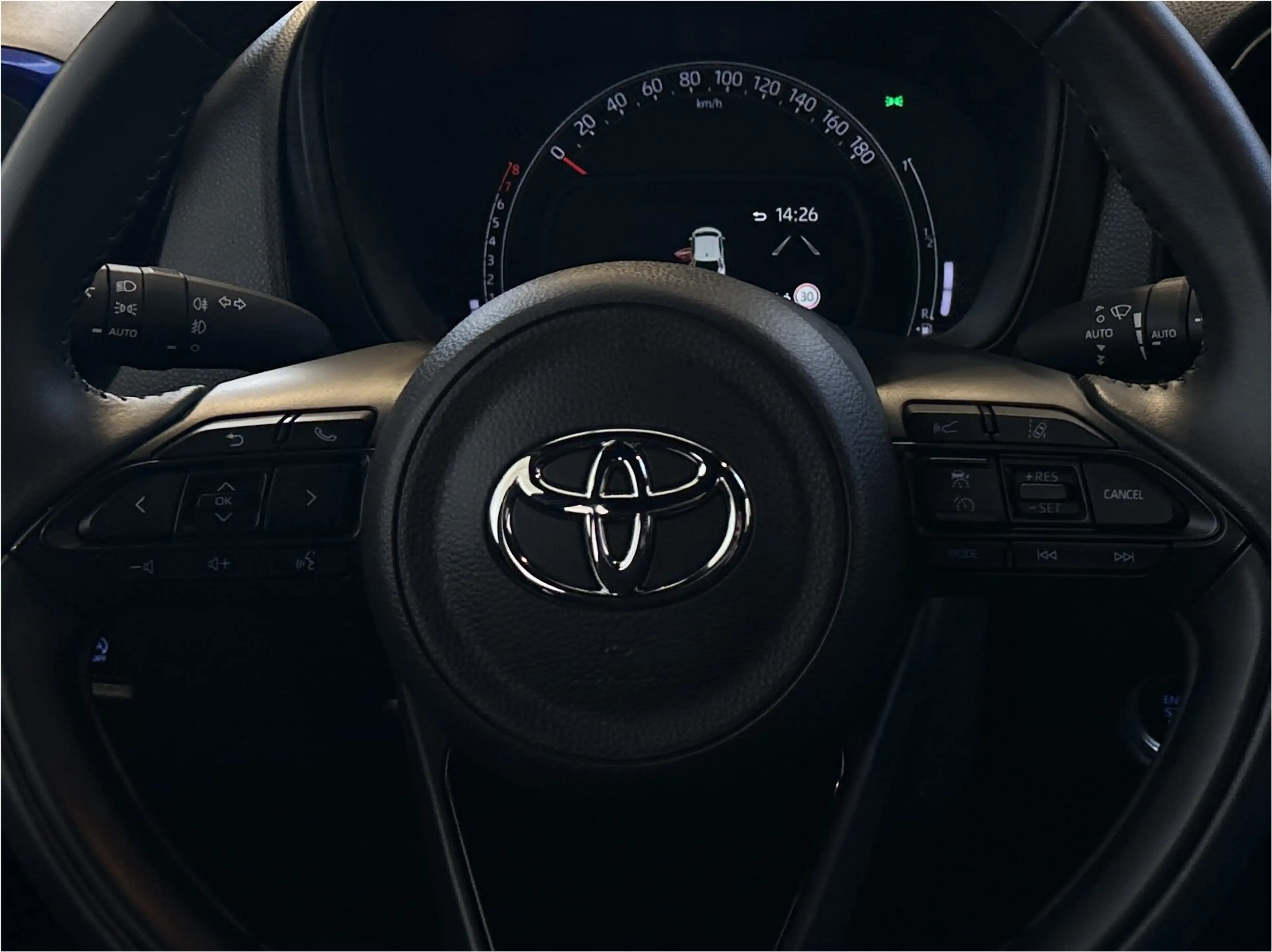 Toyota Aygo X 1.0 VVT-i MT Pulse | Apple Carplay/ Android Auto | — photo 7