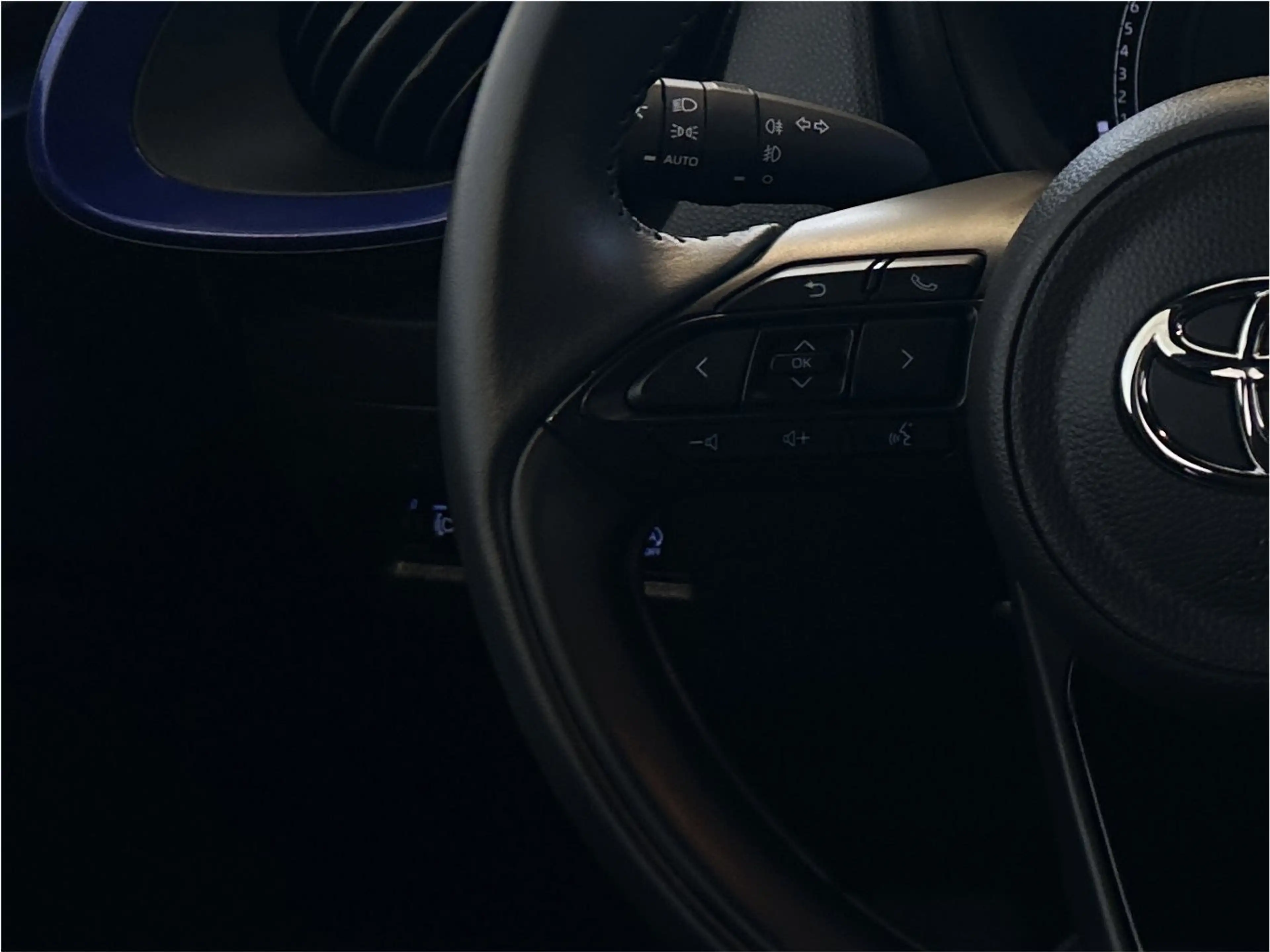 Toyota Aygo X 1.0 VVT-i MT Pulse | Apple Carplay/ Android Auto | — photo 20