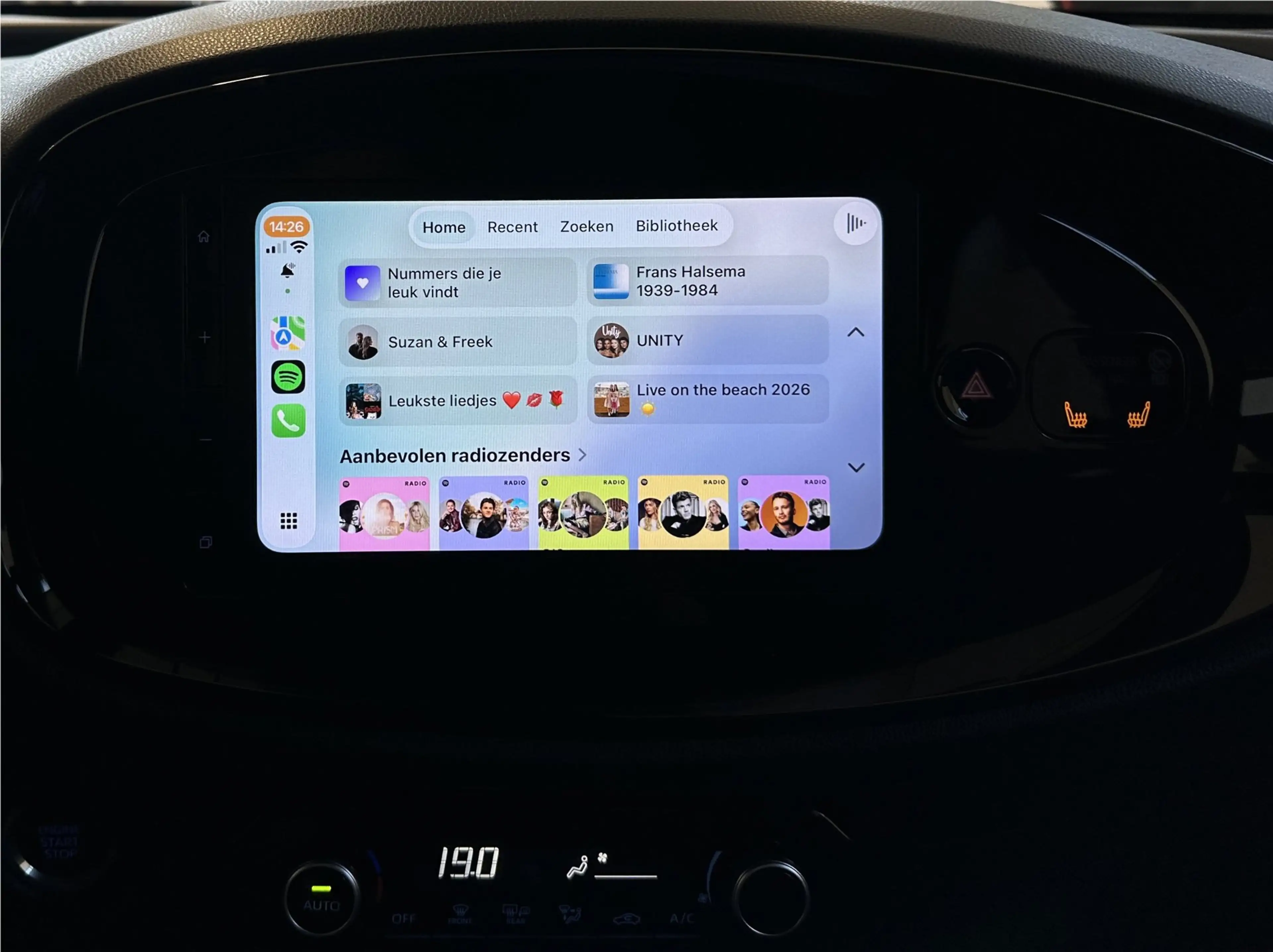 Toyota Aygo X 1.0 VVT-i MT Pulse | Apple Carplay/ Android Auto | — photo 15