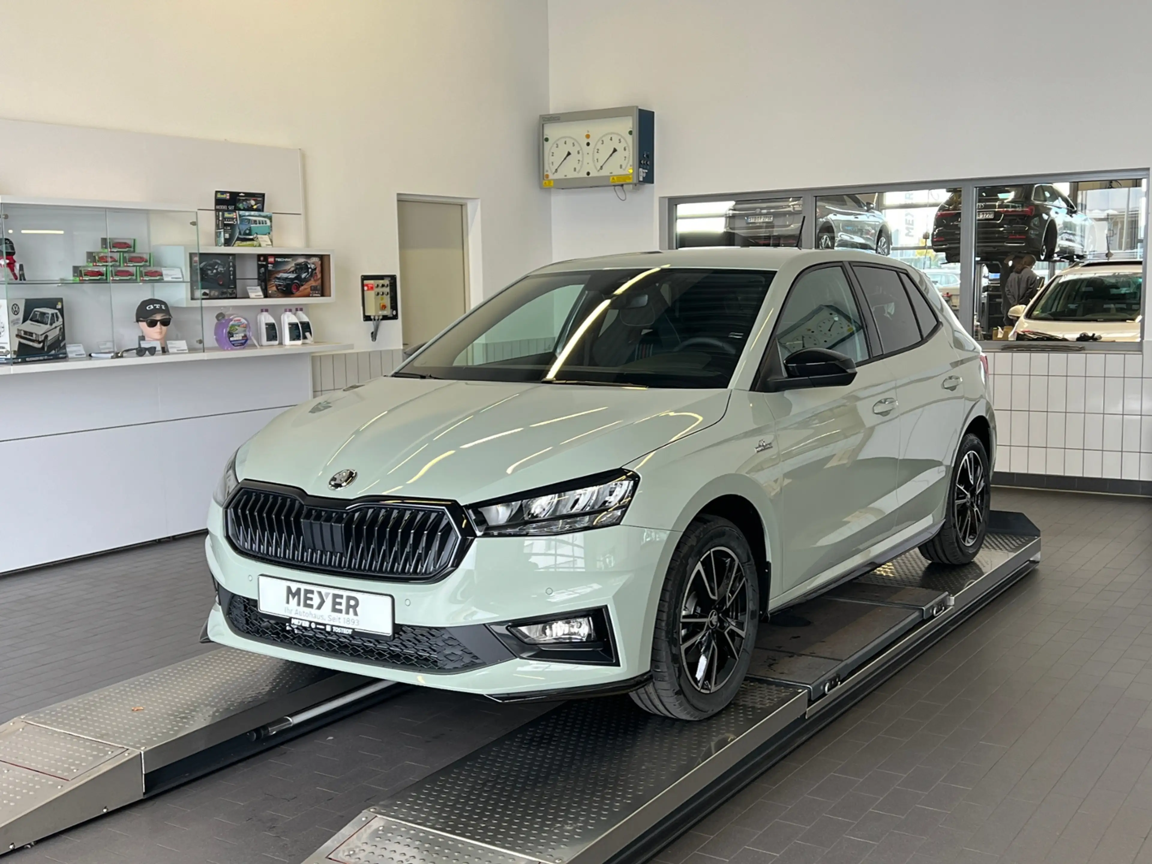 Skoda Fabia Monte Carlo 1.0 TSI DSG *LED Plus, SmartLink, Kam — photo 2