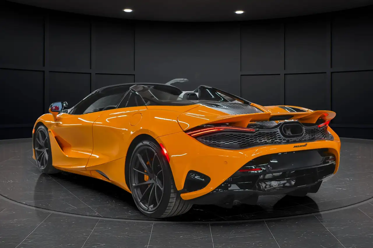 McLaren 750S снимка McLaren 750S