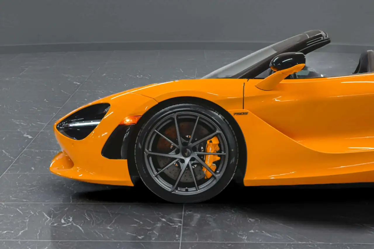 McLaren 750S снимка McLaren 750S