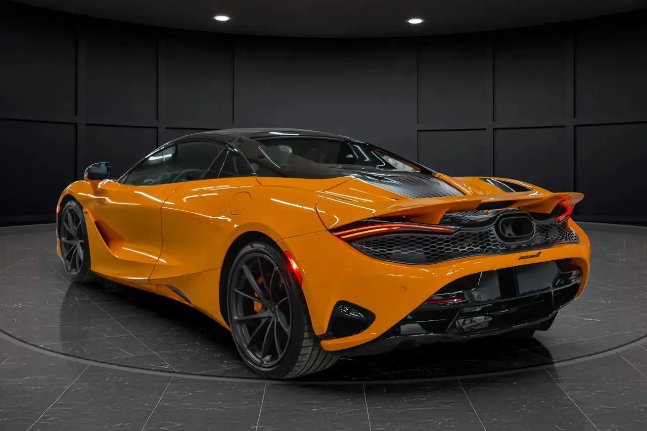 McLaren 750S снимка McLaren 750S