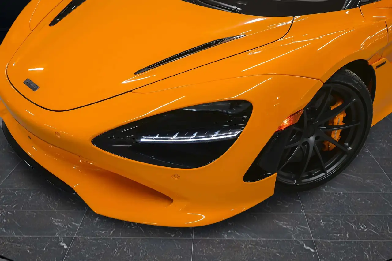 McLaren 750S снимка McLaren 750S