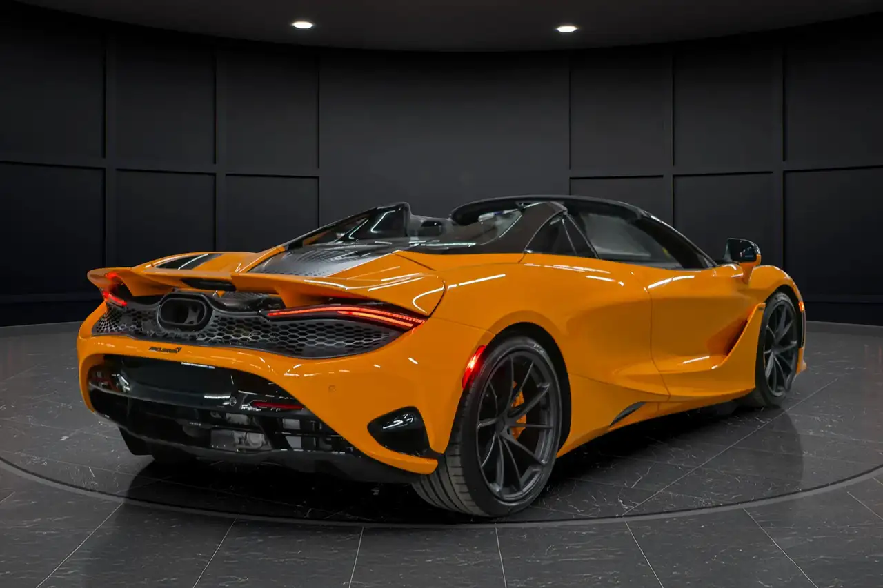 McLaren 750S снимка McLaren 750S