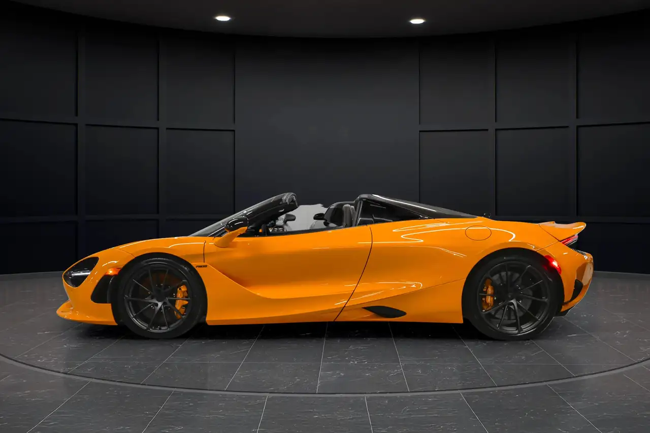 McLaren 750S снимка McLaren 750S