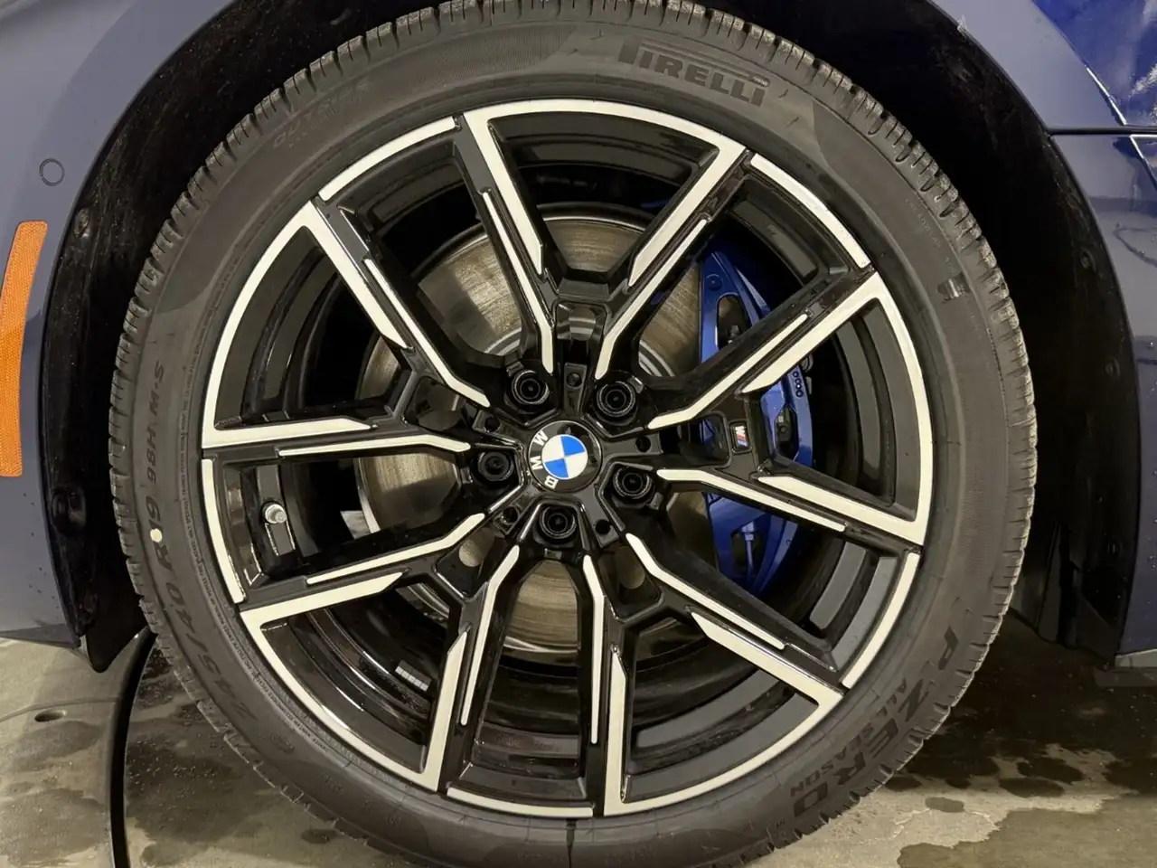 BMW i4 снимка BMW i4