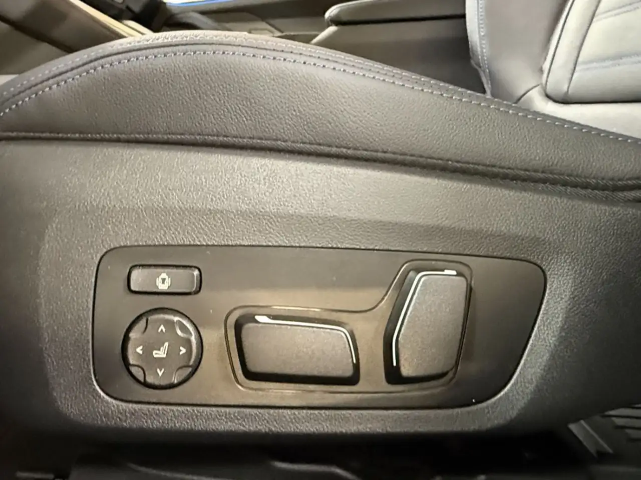 BMW i4 снимка BMW i4