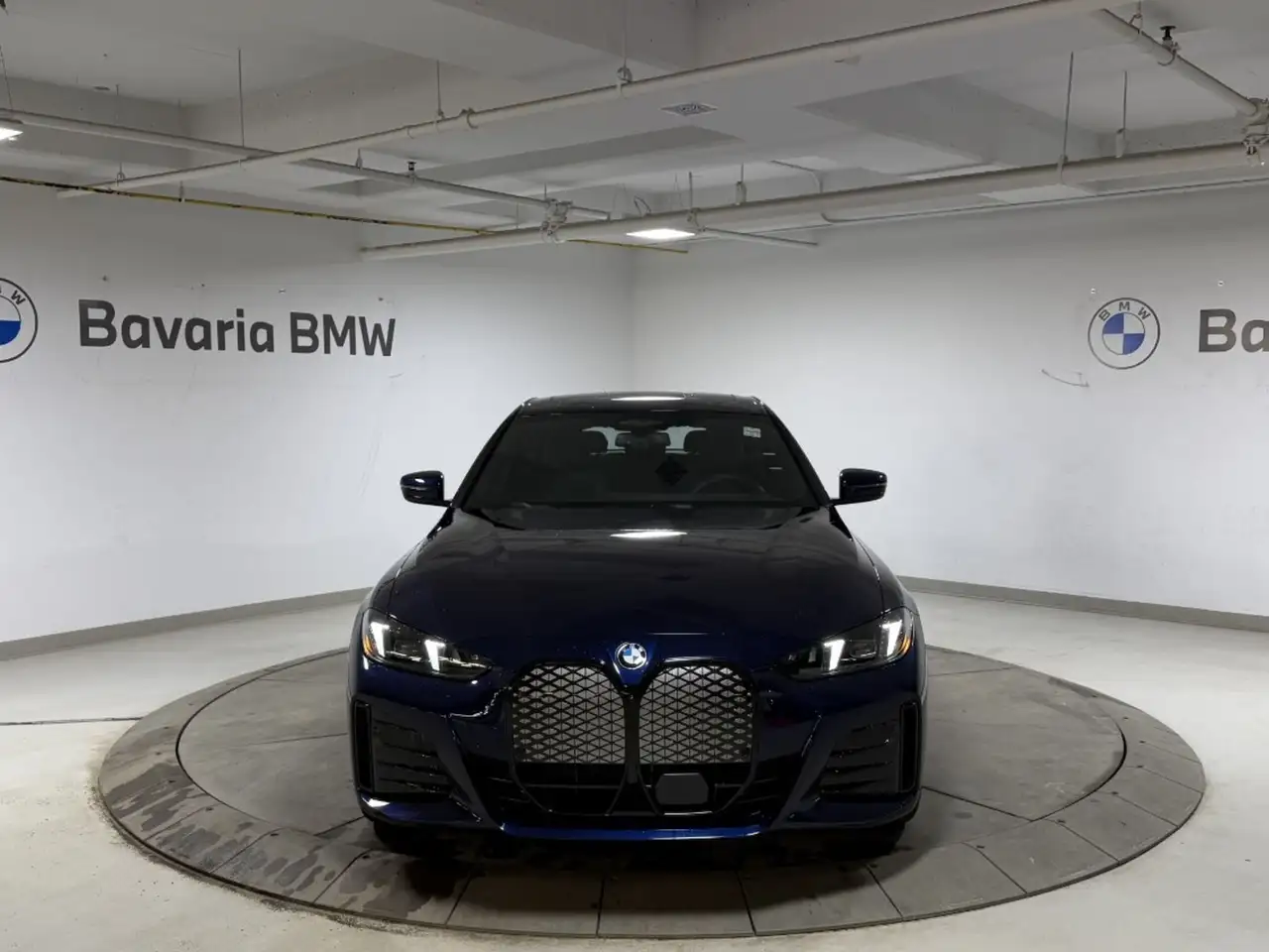 BMW i4 снимка BMW i4
