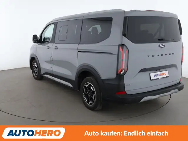 Ford Tourneo Custom view 4