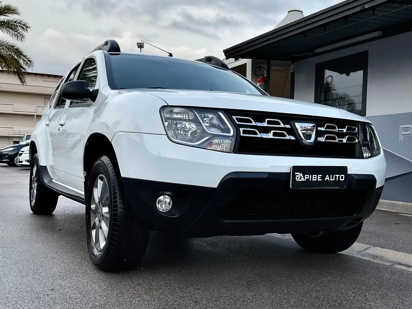 Dacia Duster Duster I 2014 1.6 Laureate Family 4x2 s Bianco - 1