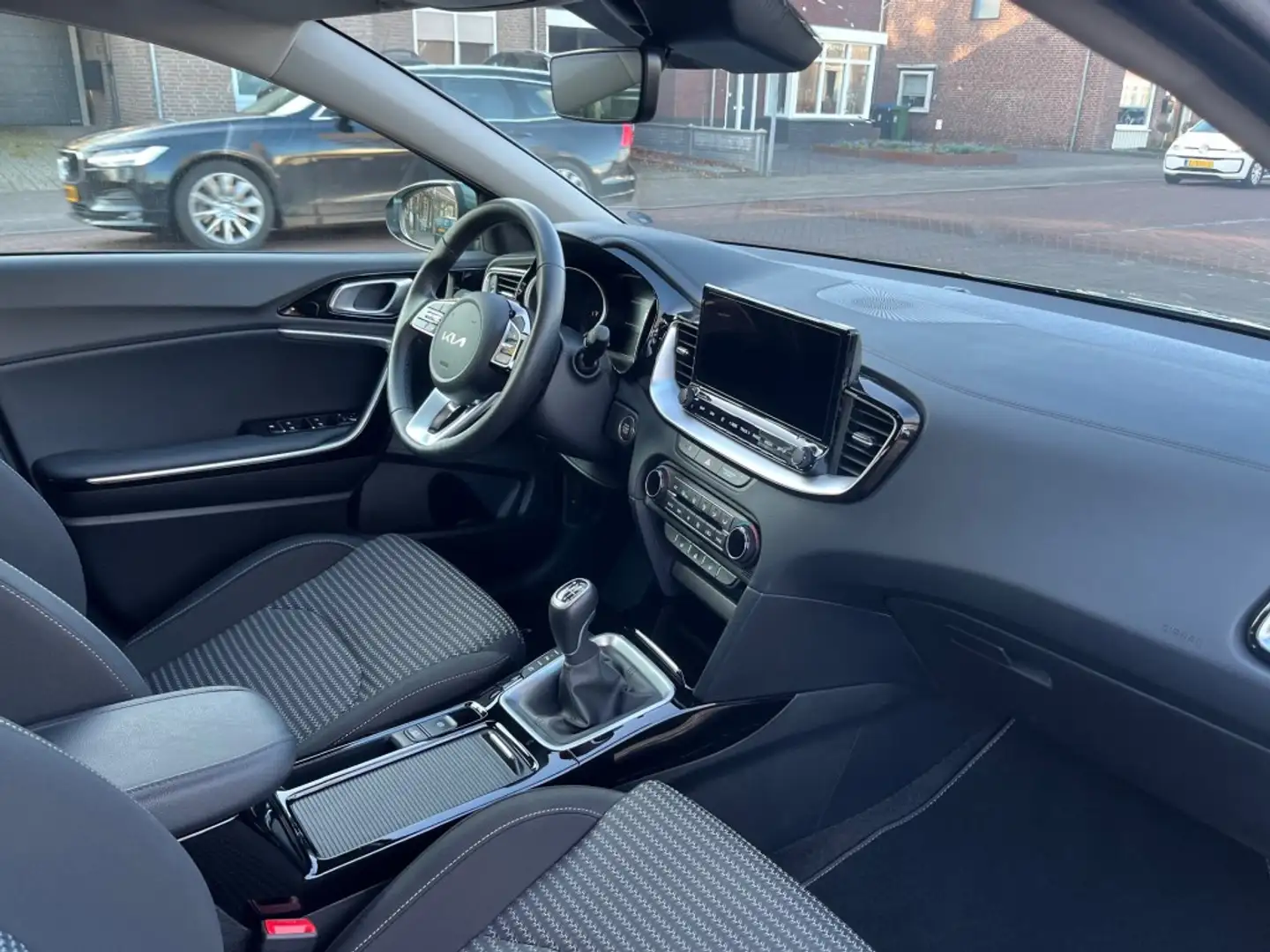 Kia Ceed / cee'd SPORTSWAGON 1.5 T-GDI DYNAMICPLUSLINE / CAMERA / L Verde - 2