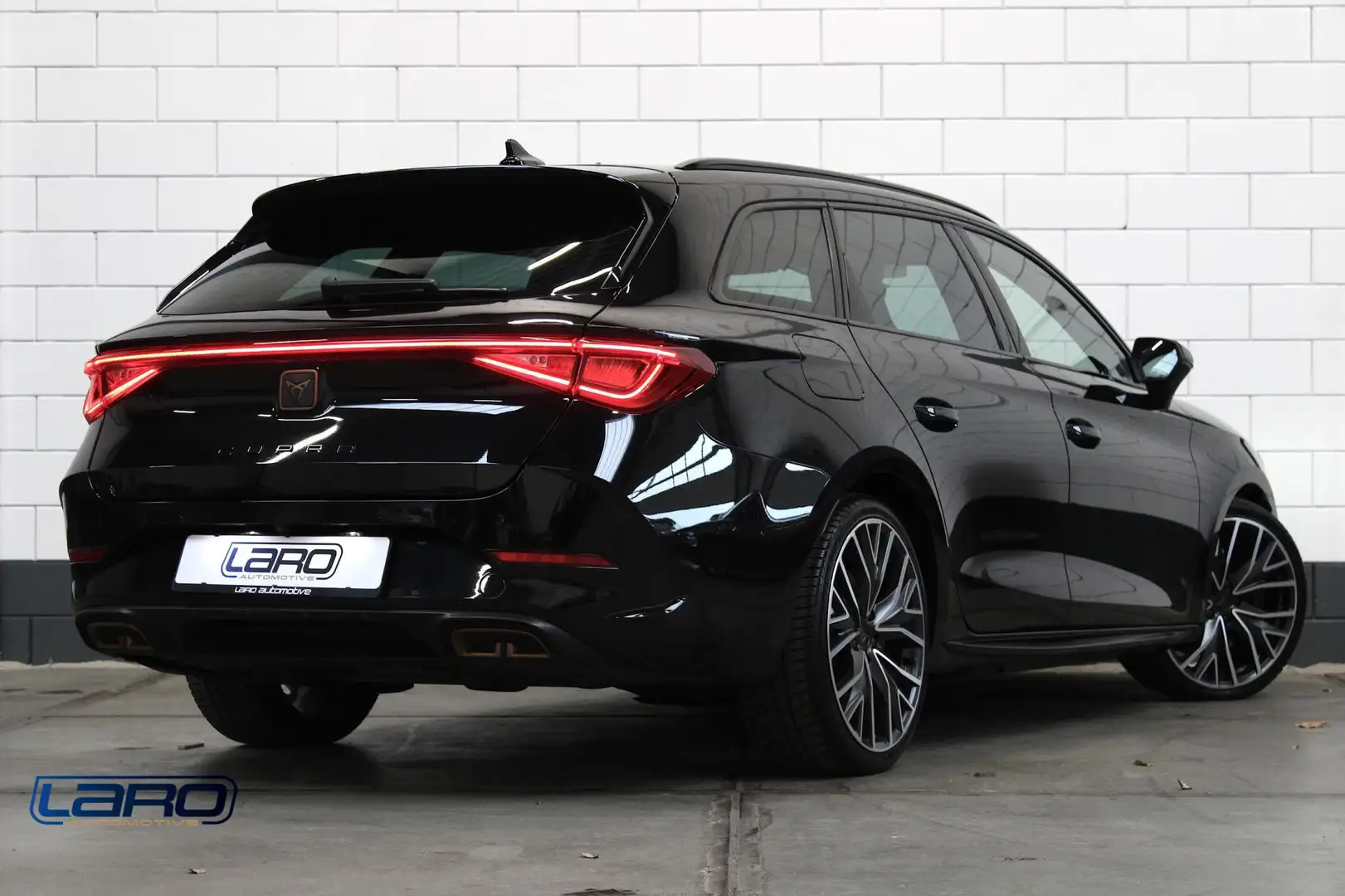 CUPRA Leon Sportstourer 1.4 e-Hybrid VZ 245pk | Memory Camera Noir - 2
