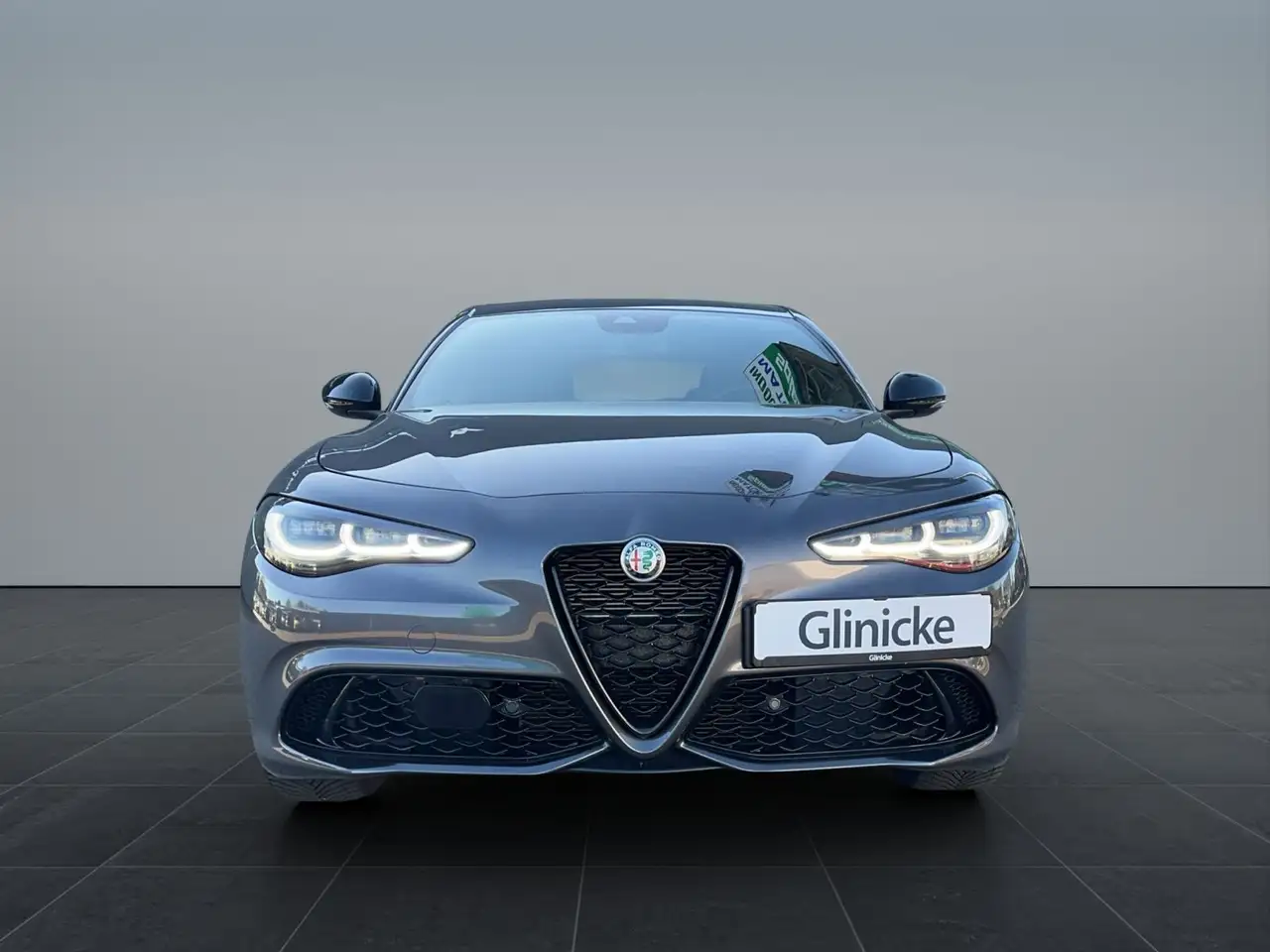 Alfa Romeo Giulia 2024 — фото 8