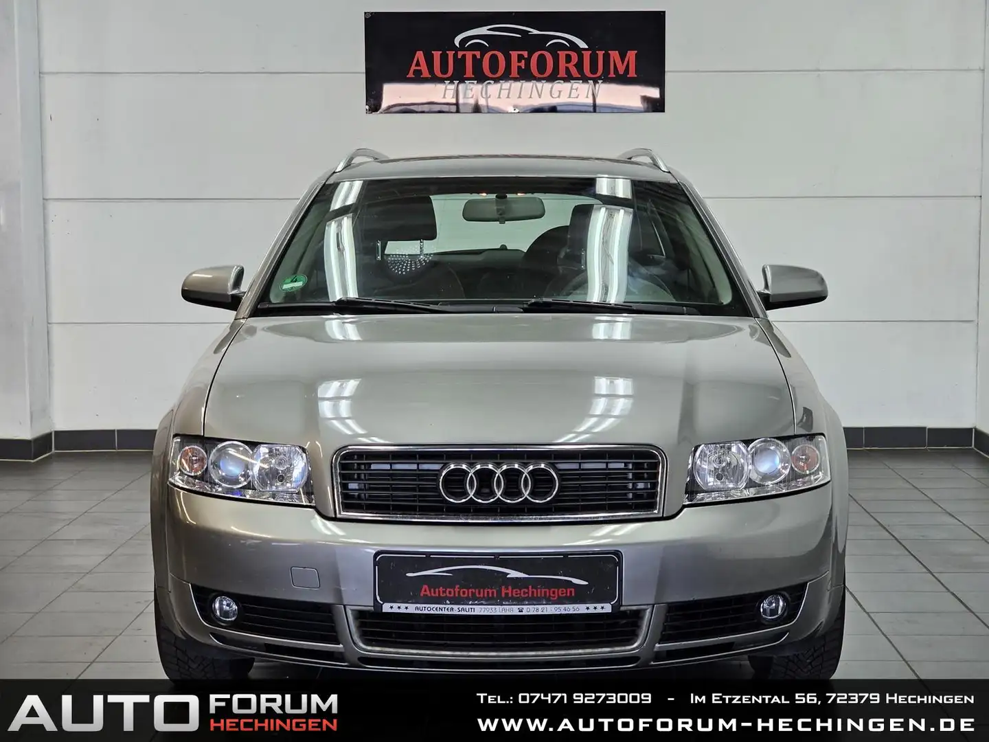 Audi A4 Avant 2.0 Automatik Grijs - 2