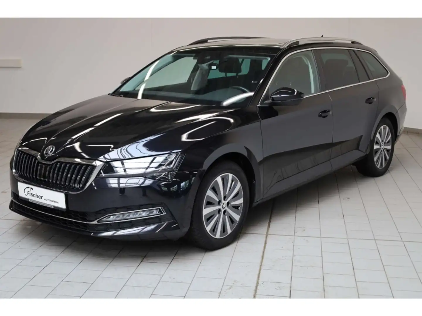 Skoda Superb Combi 2.0 TDI Style DSG AHK/Pano/Matrix Negro - 2