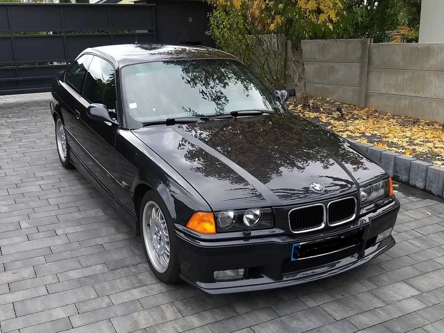 BMW M3 M3 Schwarz - 2