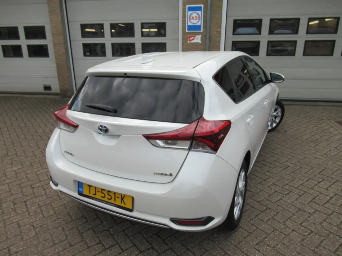 Toyota Auris 1.8 Hybrid Dynamic Go PARELMOERLAK Blanc - 2